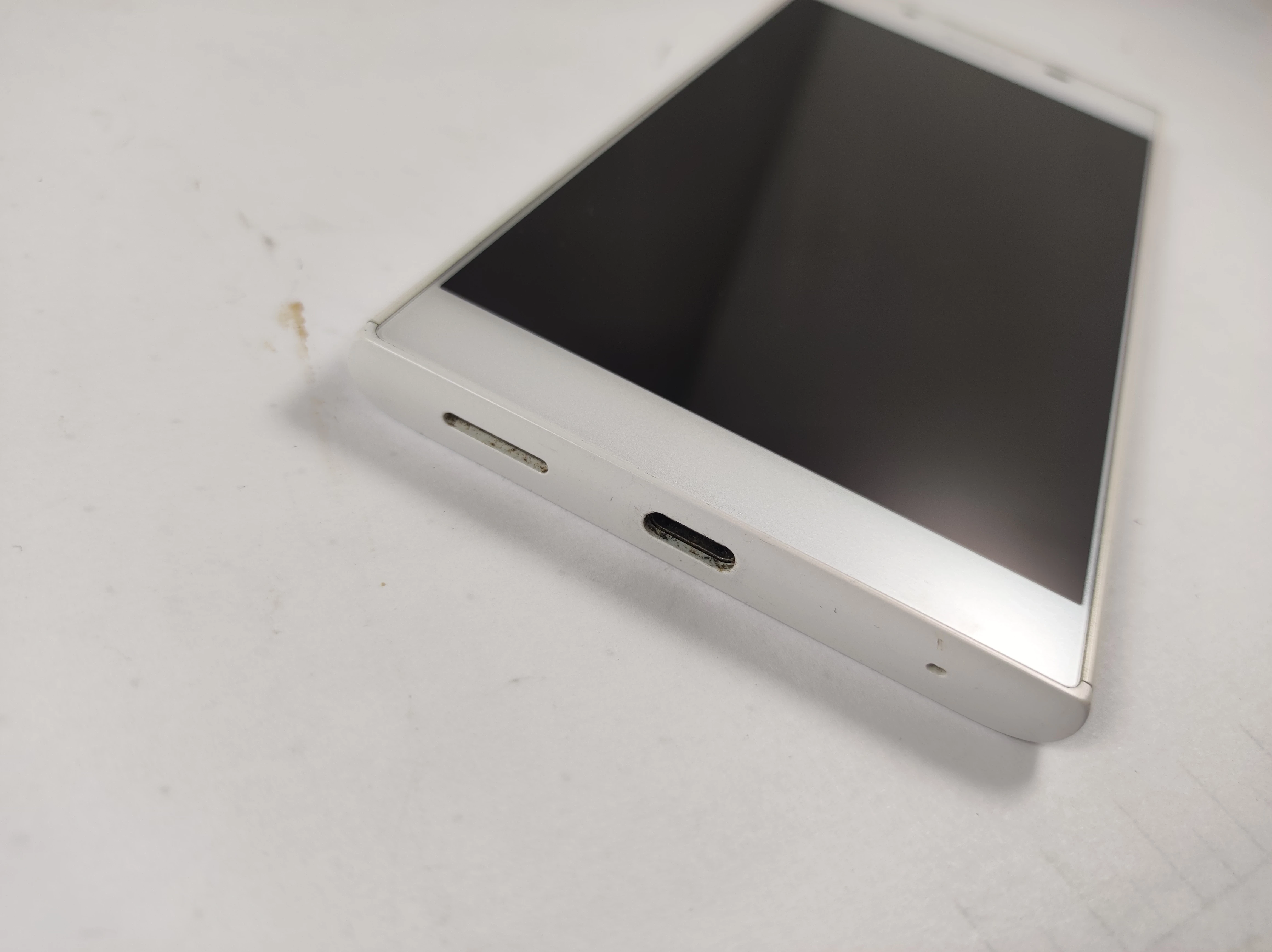 sony-xperia-l1-typ-202685-212929