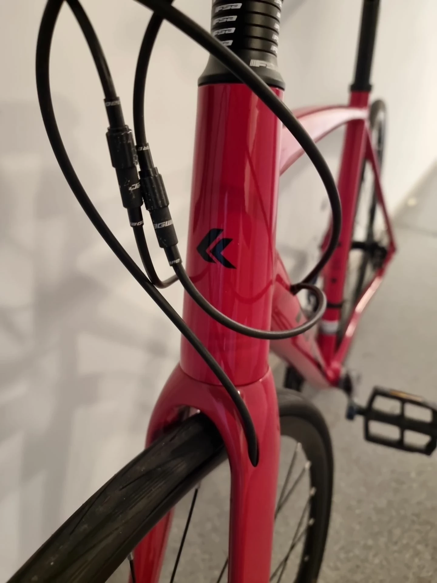 rower-szosowy-kross-vento-40-s-28-stan-11323-2