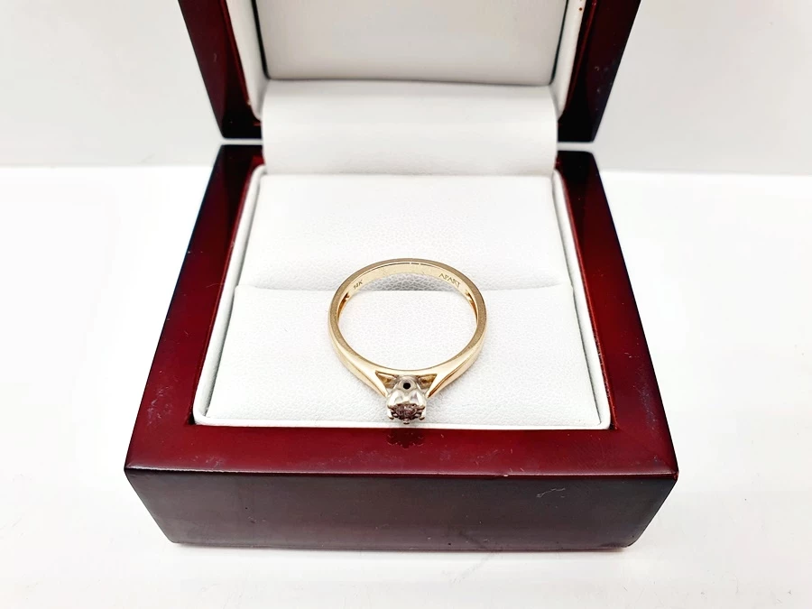 delikatny-klasyczny-zloty-pierscionek-z-brylantem-p585-14ct-177g-r13-waga-177