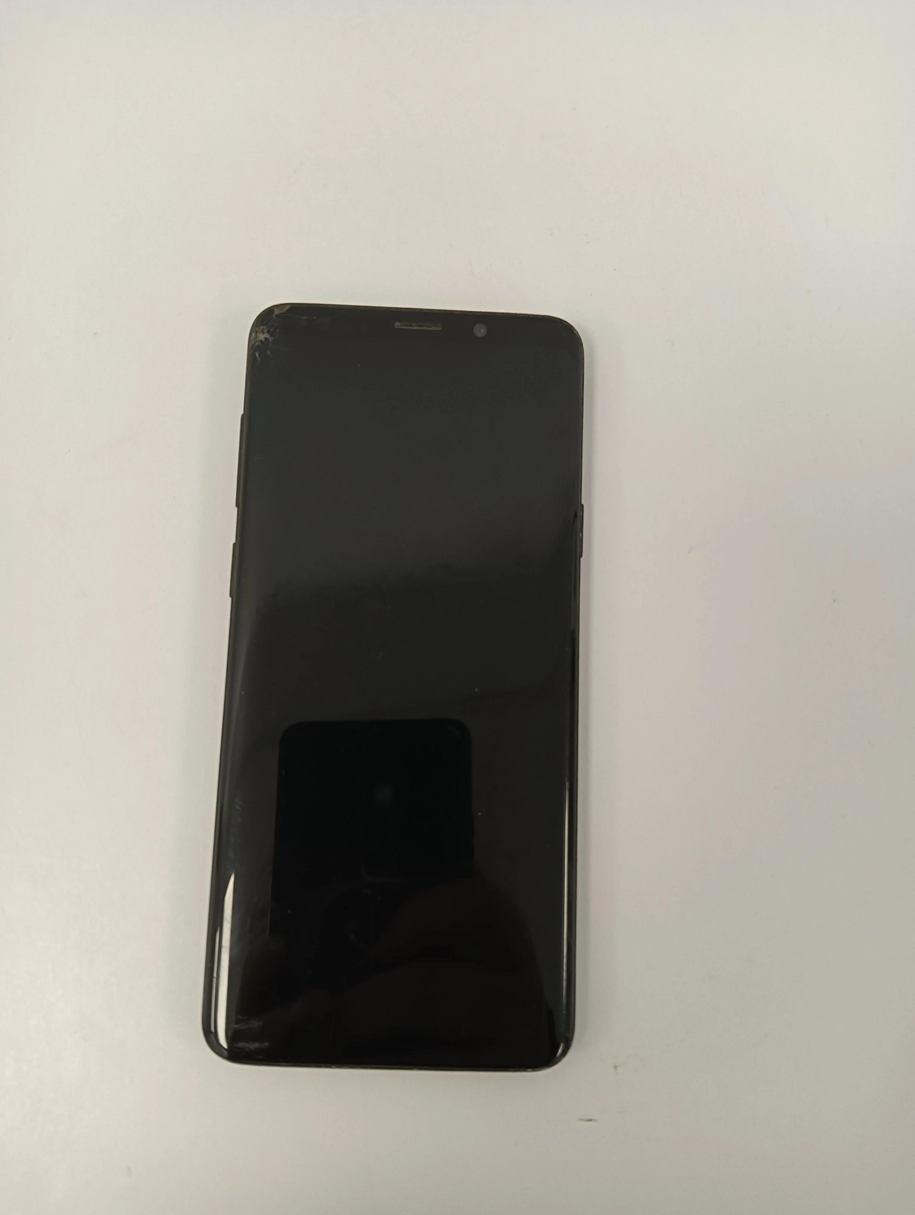 telefon-samsung-galaxy-s9-ean-gtin-8801643134136