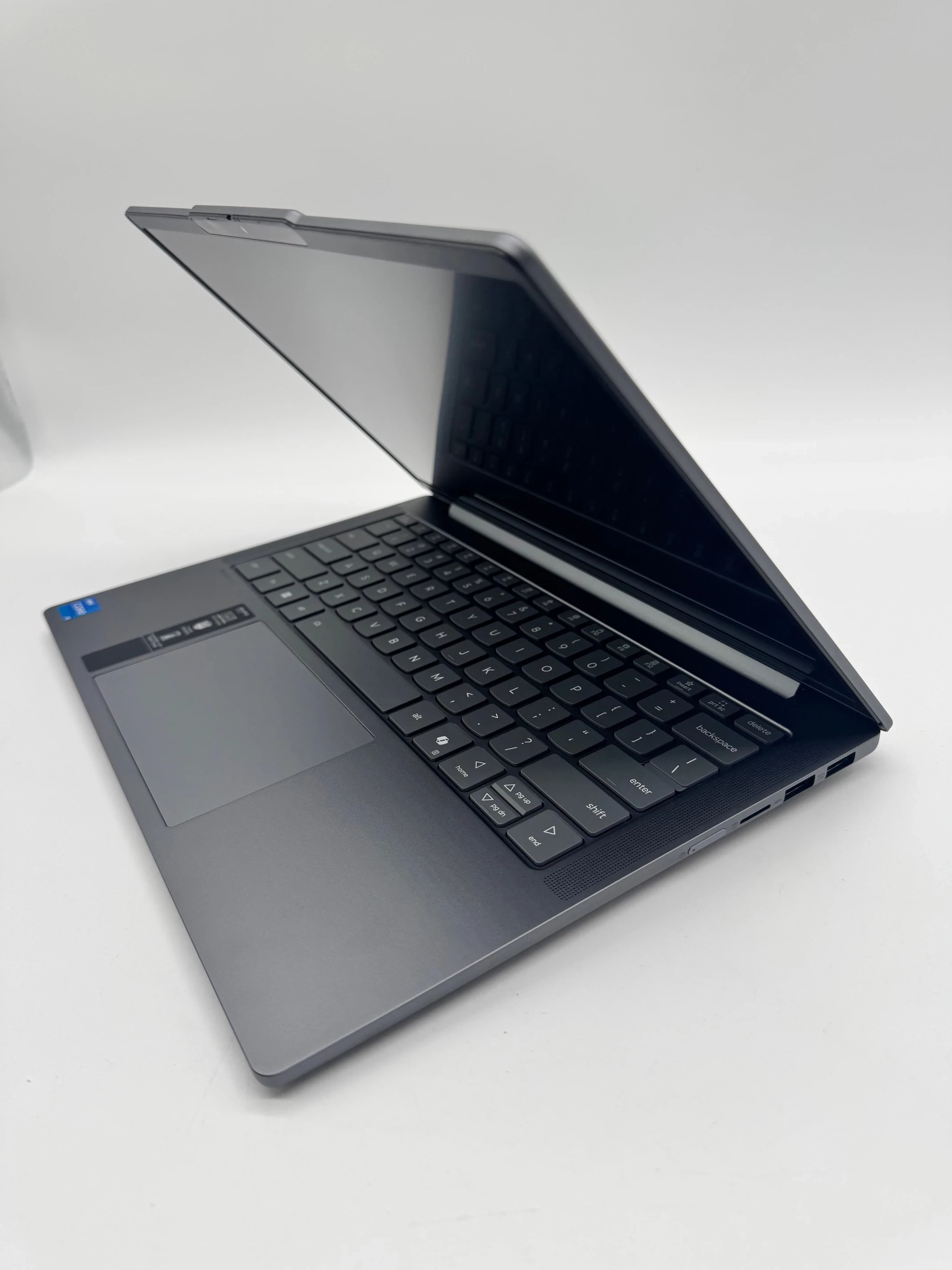 laptop-lenovo-ideapad-slim-5-14irh10-16gb-1tb-ssd-i5-13gen-kpl-gw-przekatna-ekranu-1400