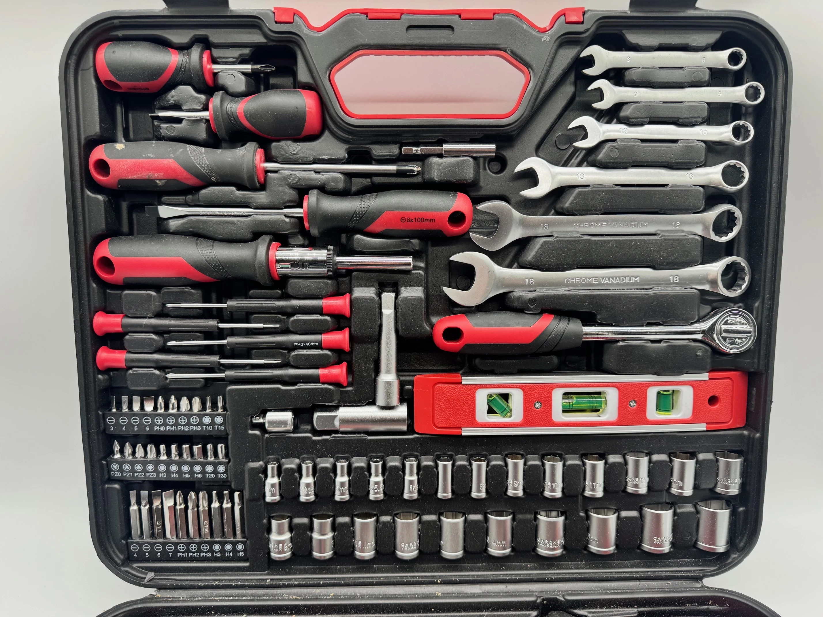 zestaw-narzedzi-mapower-mpts168-walizka-stan-11323-2