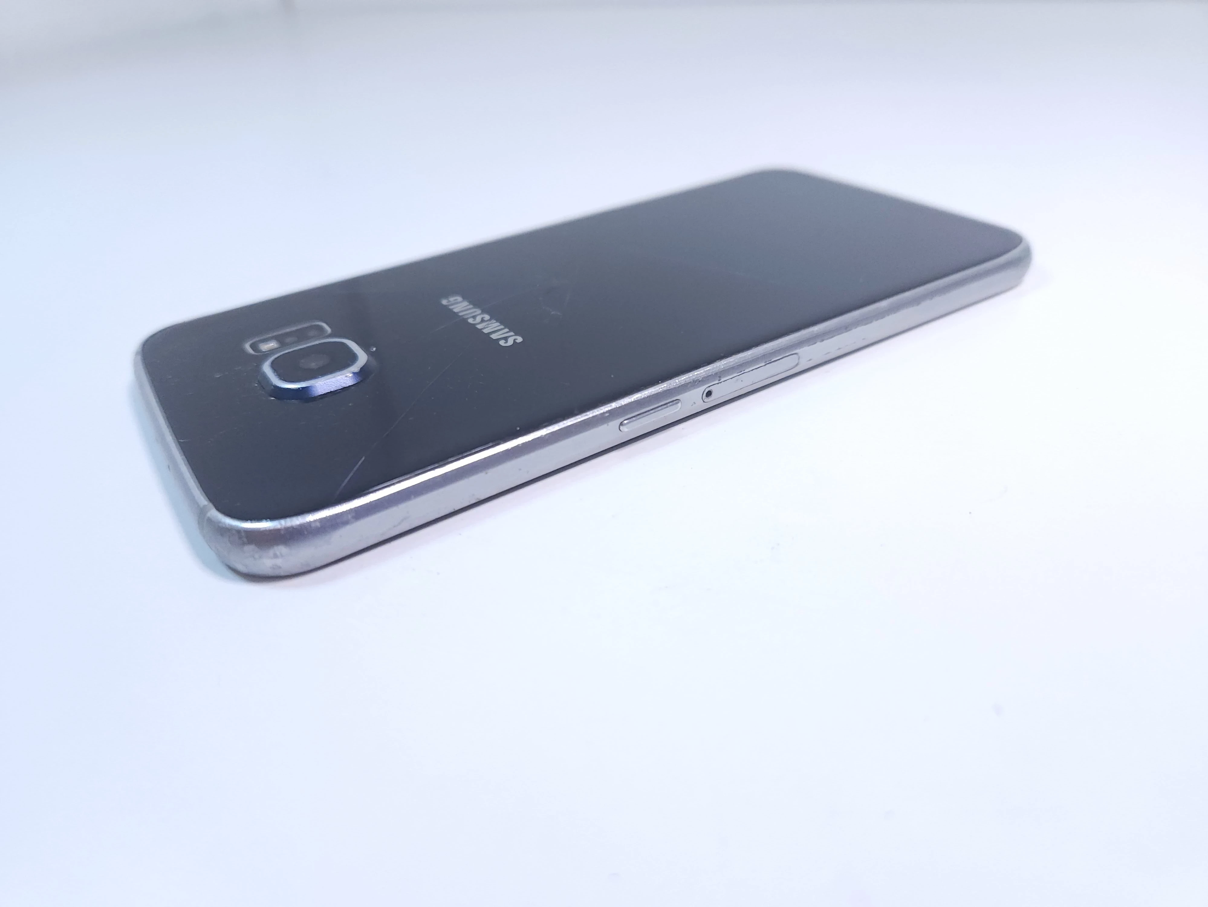 telefon-samsung-galaxy-s6-364gb-przekatna-ekranu-510