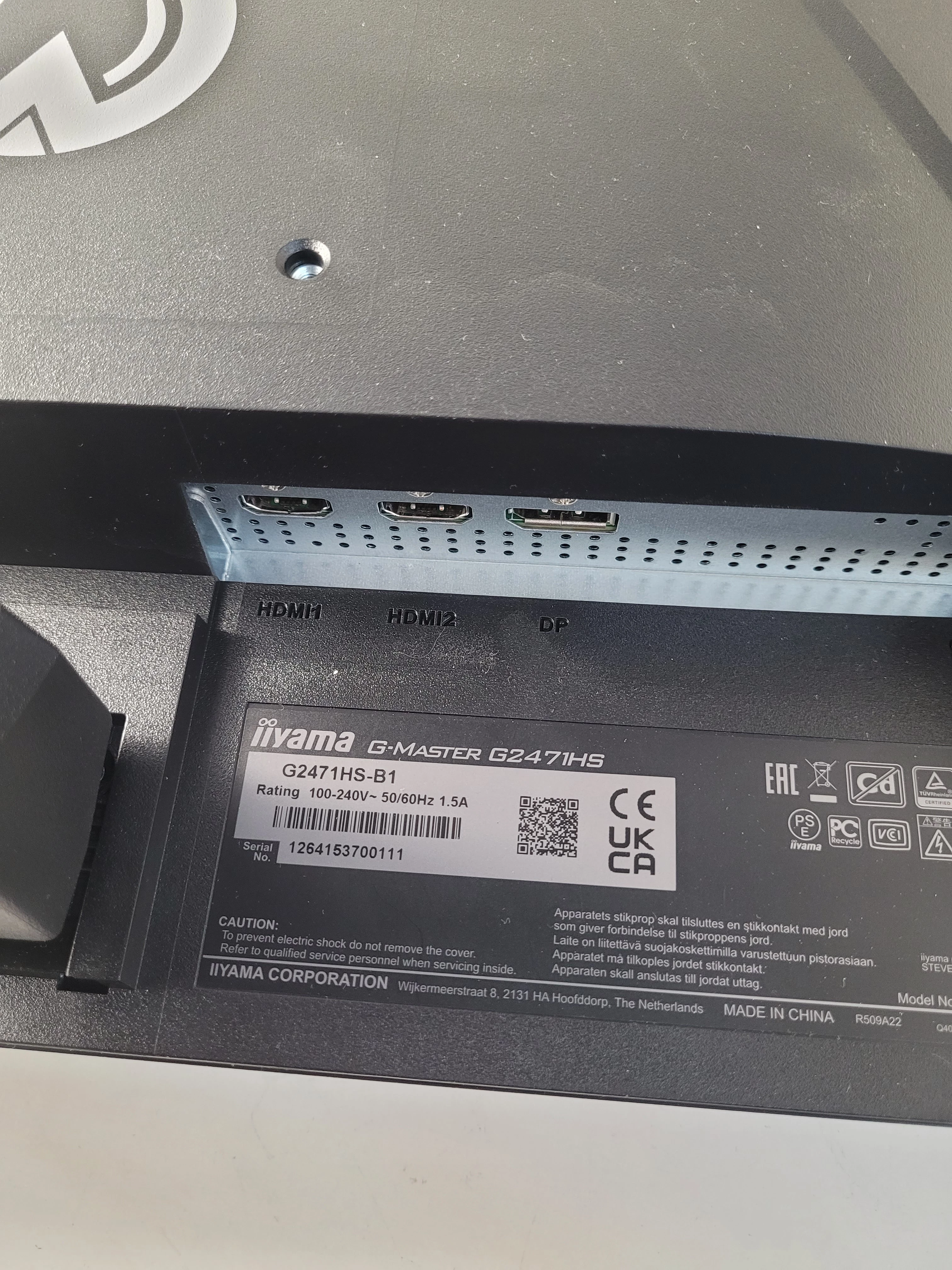 monitor-iiyama-g-master-g2471hs-b1-okablowanie-przekatna-ekranu-cale-2380