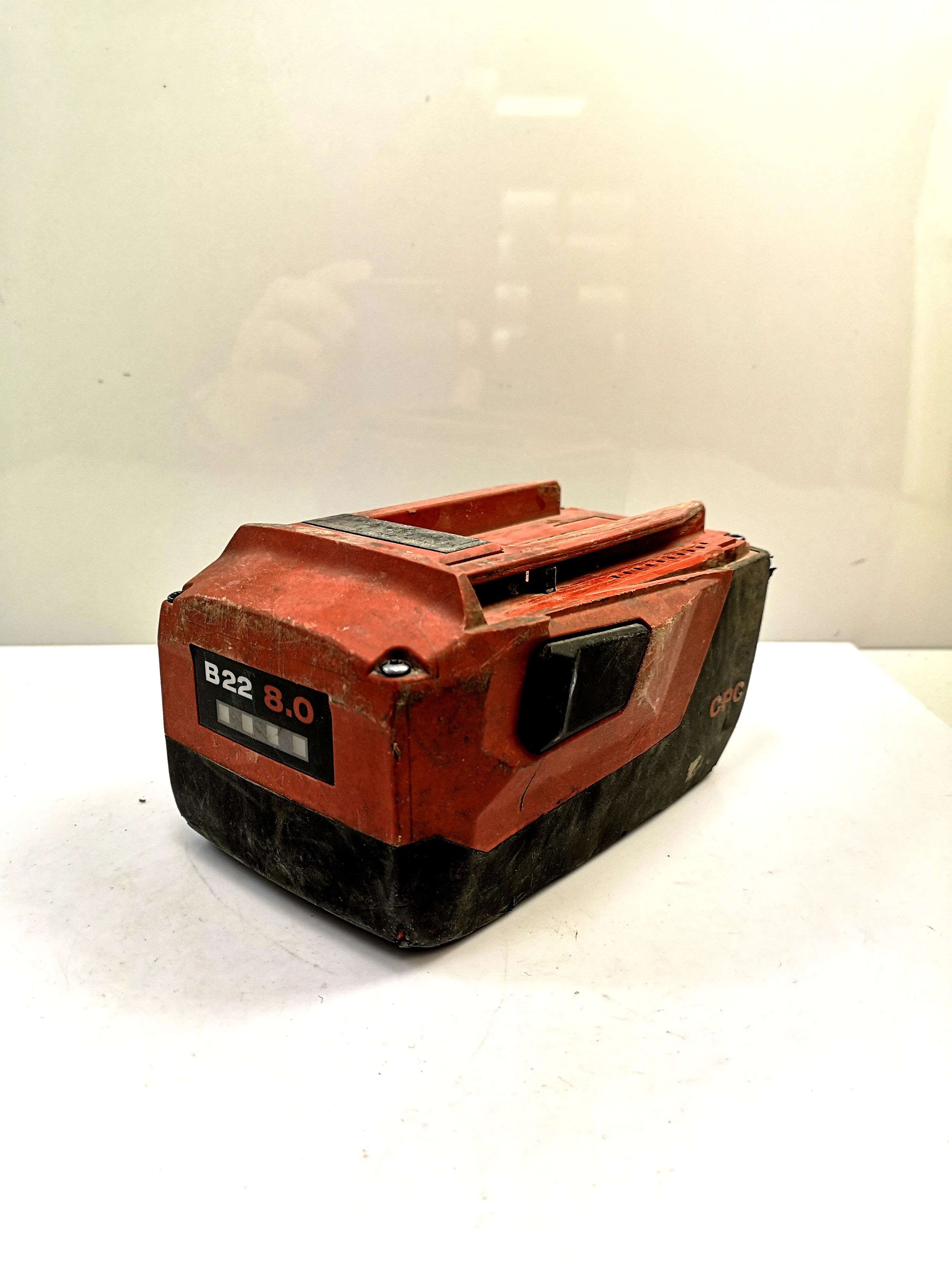 akumulator-li-ion-hilti-b22-80-ah-216-v-28-czerwca-313-poznan-ska-x