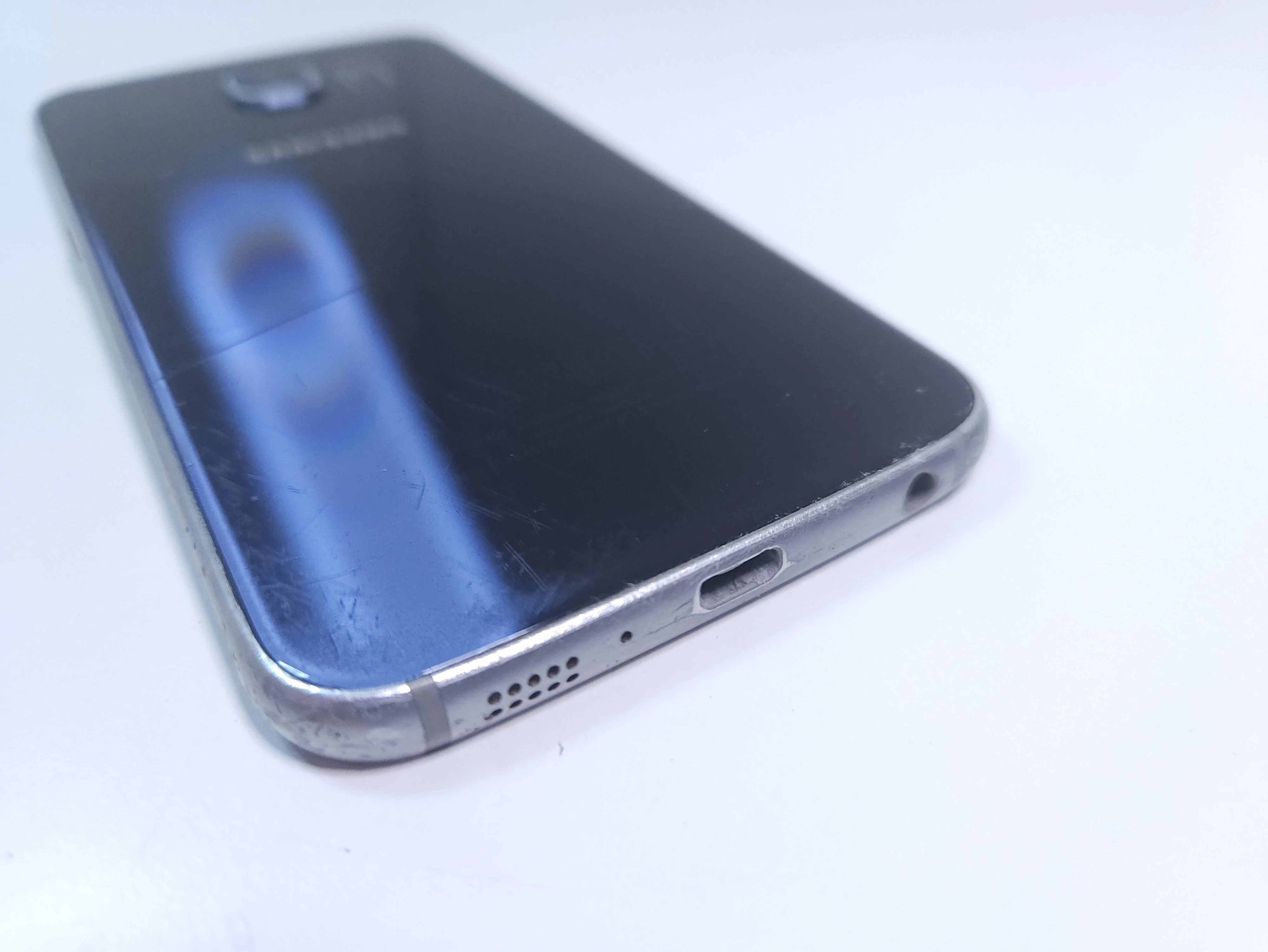 telefon-samsung-galaxy-s6-364gb-kod-producenta-sm-g920fzkaxeo