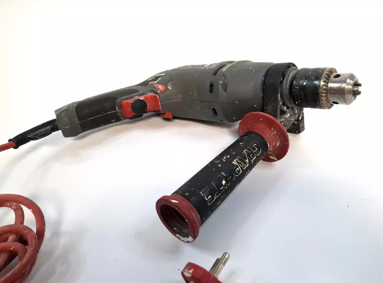 wiertarka-graphite-58g726-650-walizka-typ-uchwytu-129629-1