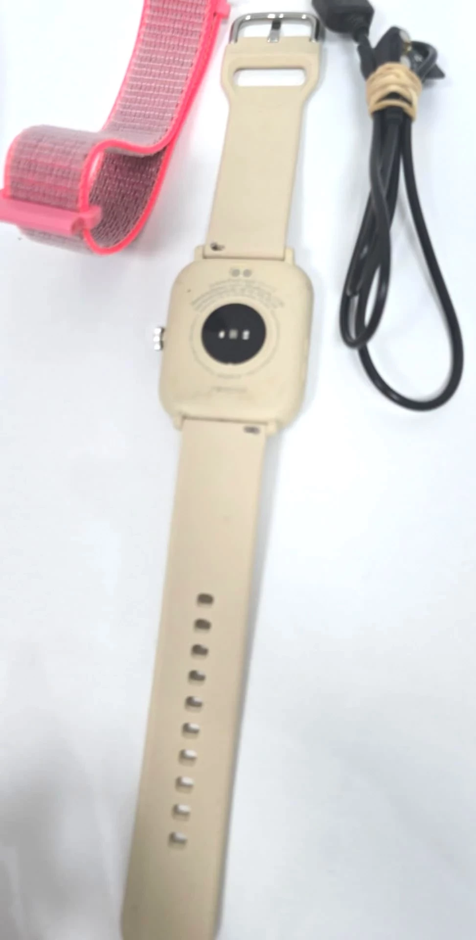 smartwach-forever-sw-116kabel-do-ladowania-stan-11323-2