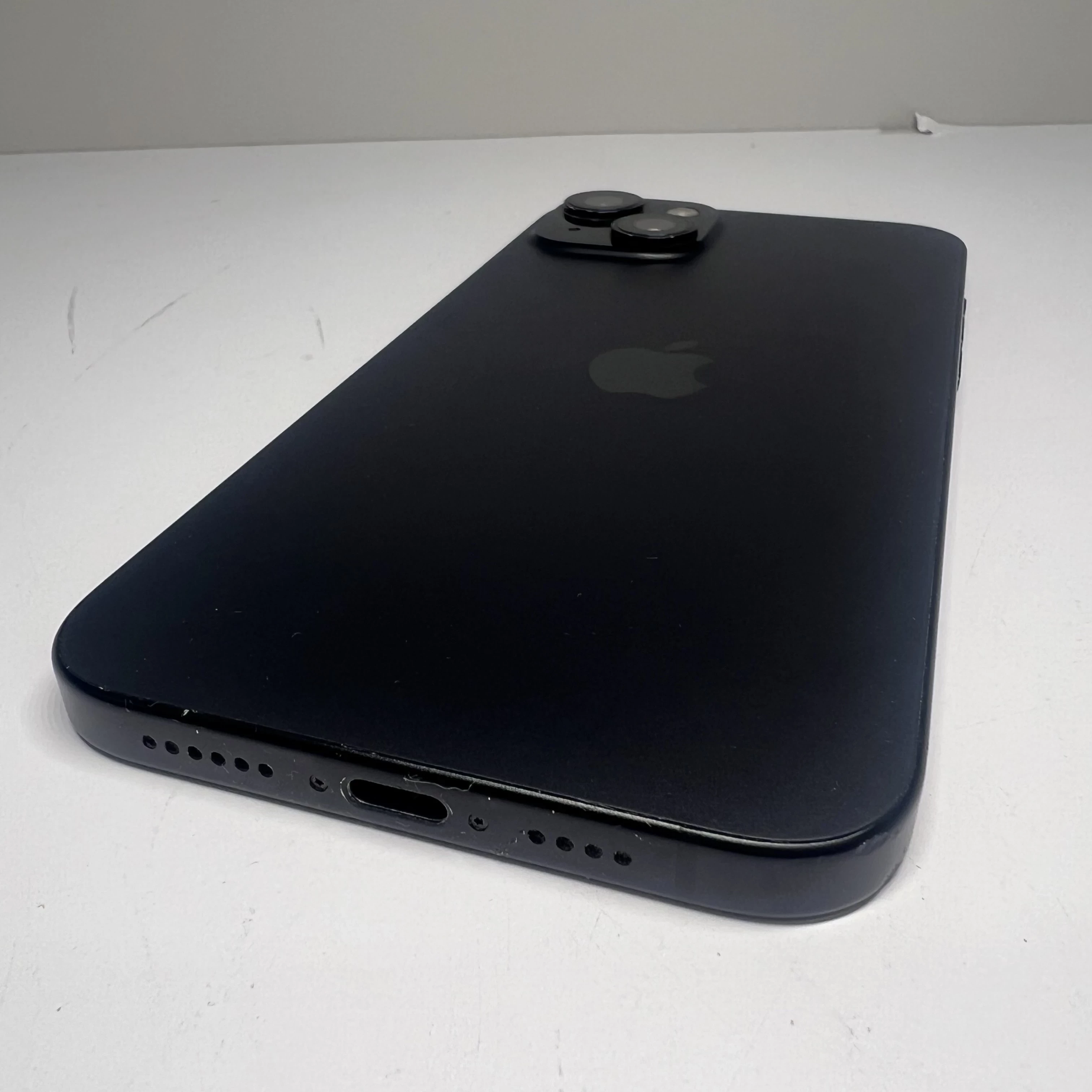 iphone-15-plus-6128gb-86-zestaw-pamiec-ram-202865-214117