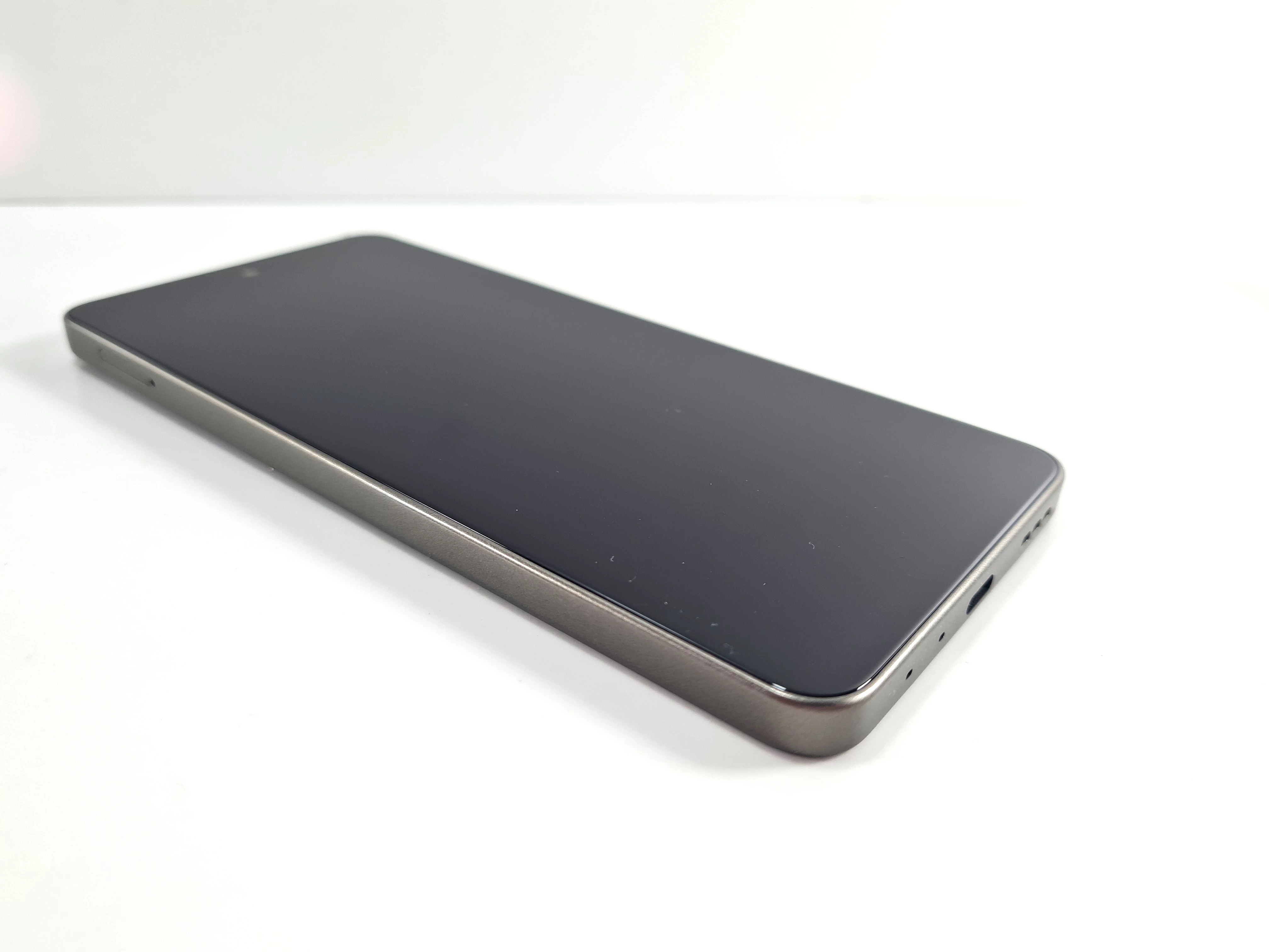 telefon-oppo-a5-pro-8-256-gb-gwarancja-kod-producenta-cph2695