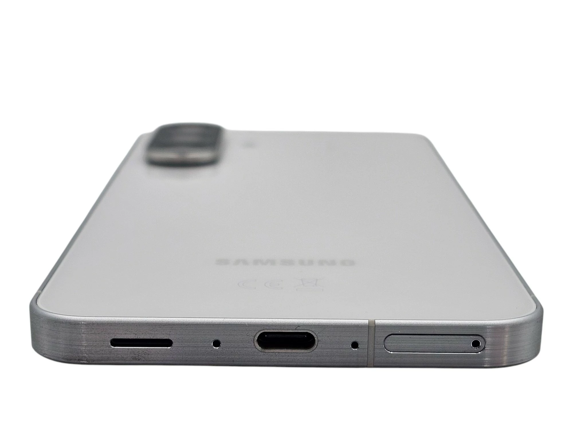 telefon-samsung-galaxy-a56-5g-8gb-128gb-67-5000mah-opis-pamiec-ram-202865-214113