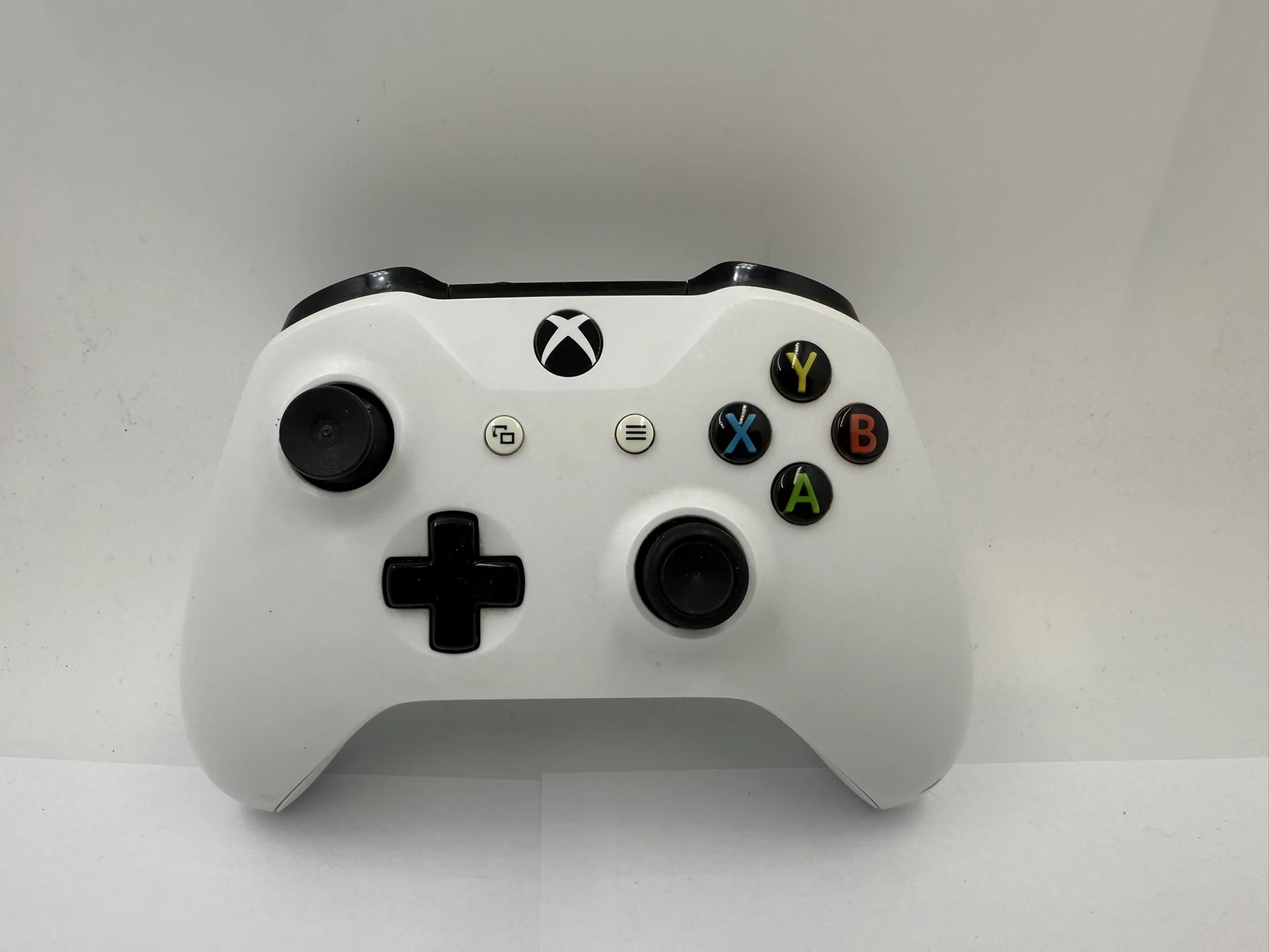 pad-do-xbox-one-1708-srodmiejska-22a-jarocin-poludnie