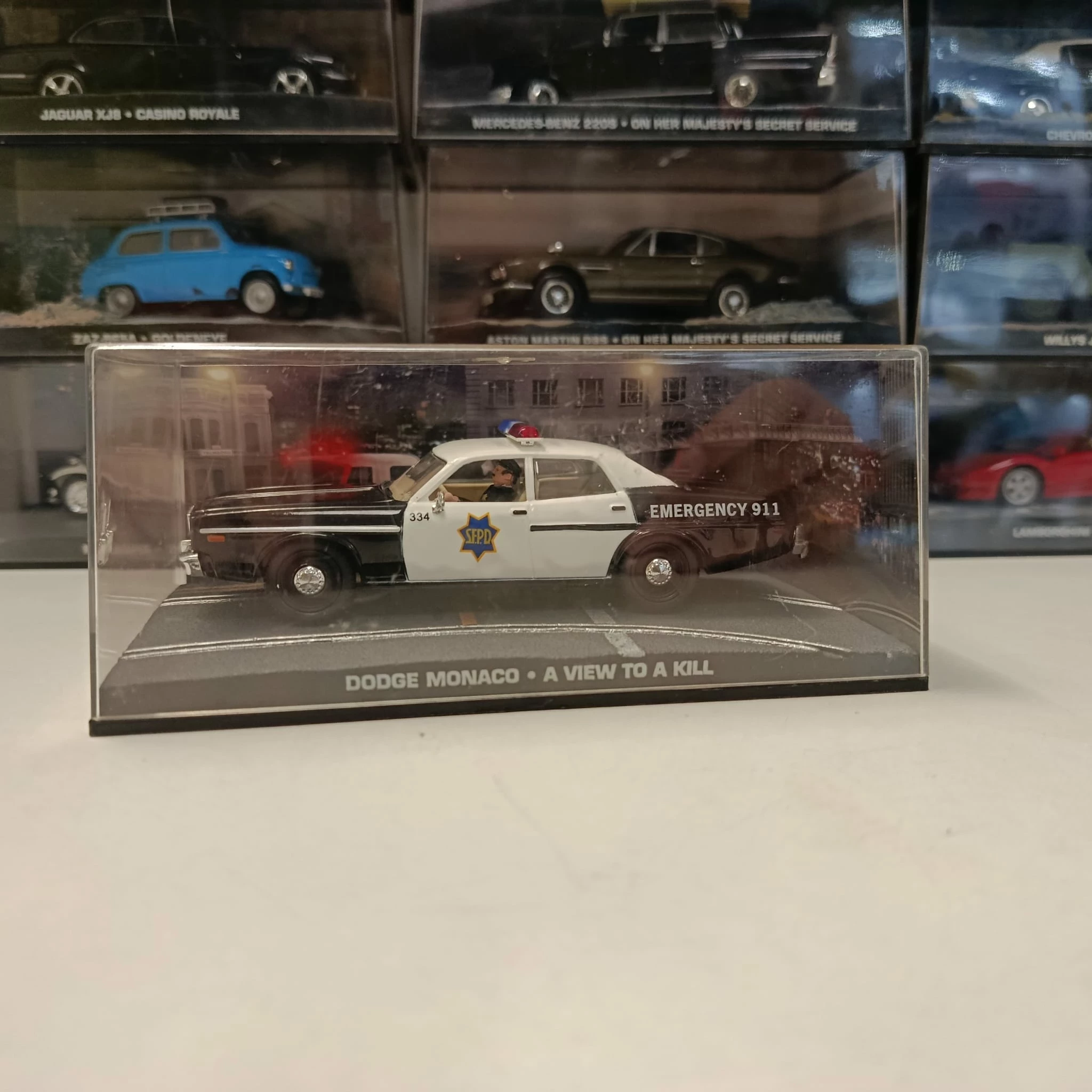 143-james-bond-007-dodge-monaco-a-view-to-a-kill-stary-rynek-10-grodzisk-wlkp