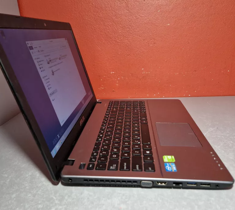 laptop-asus-x550c-4gb-ram-dysk-500gb-intel-i3-2365m-seria-procesora-4366-30