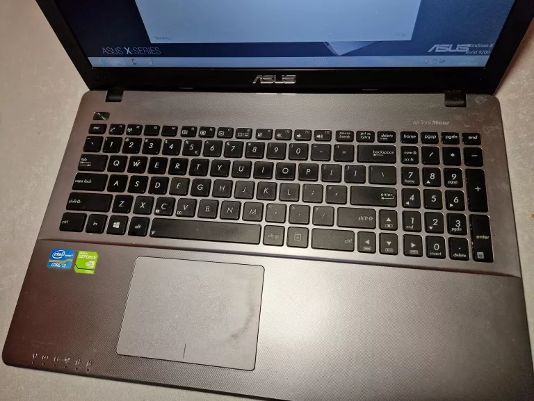 laptop-asus-x550c-4gb-ram-dysk-500gb-intel-i3-2365m-przekatna-ekranu-1560