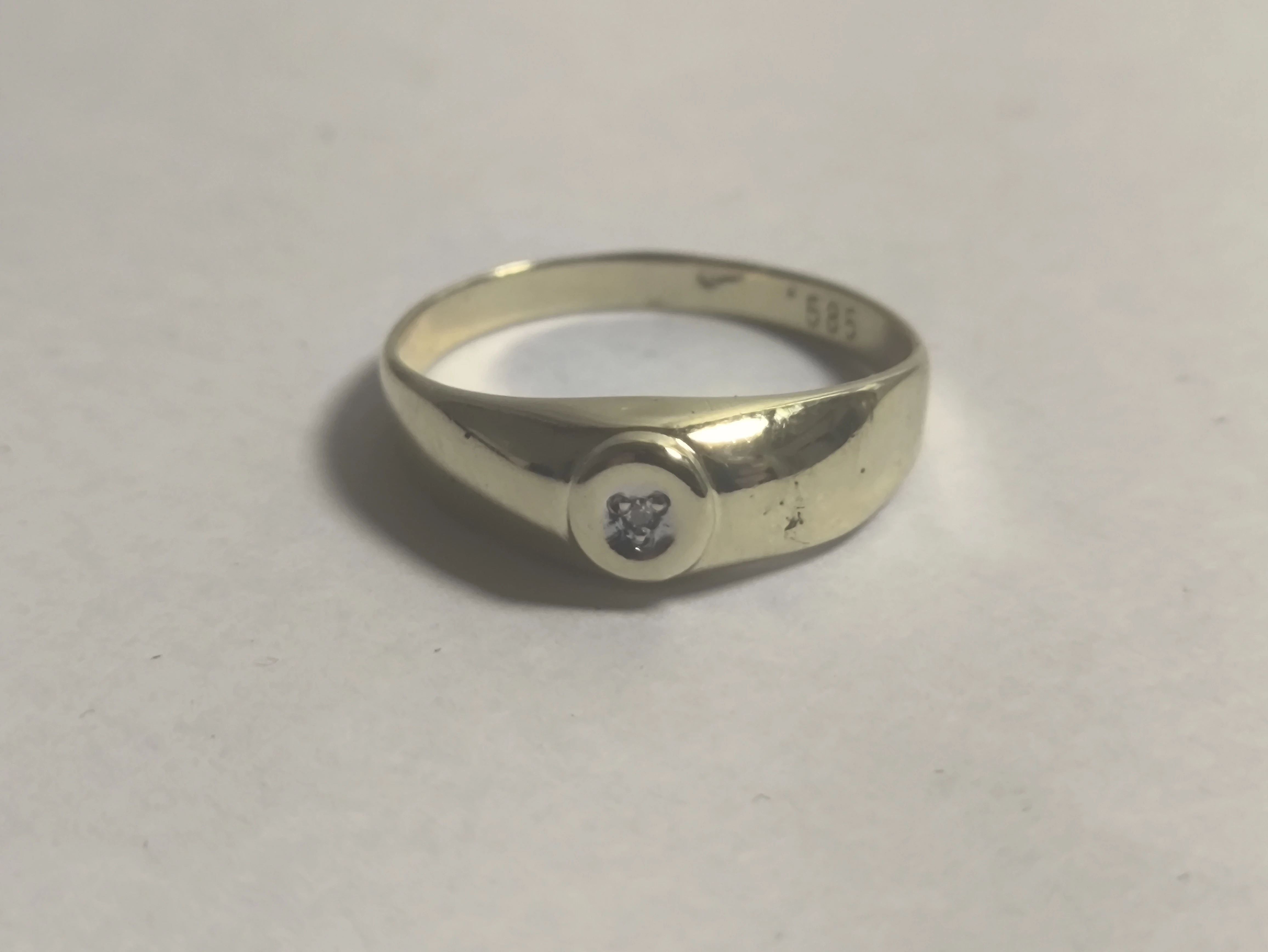 piekny-zloty-pierscionek-139g-585-r13-ean-gtin-5026555400336