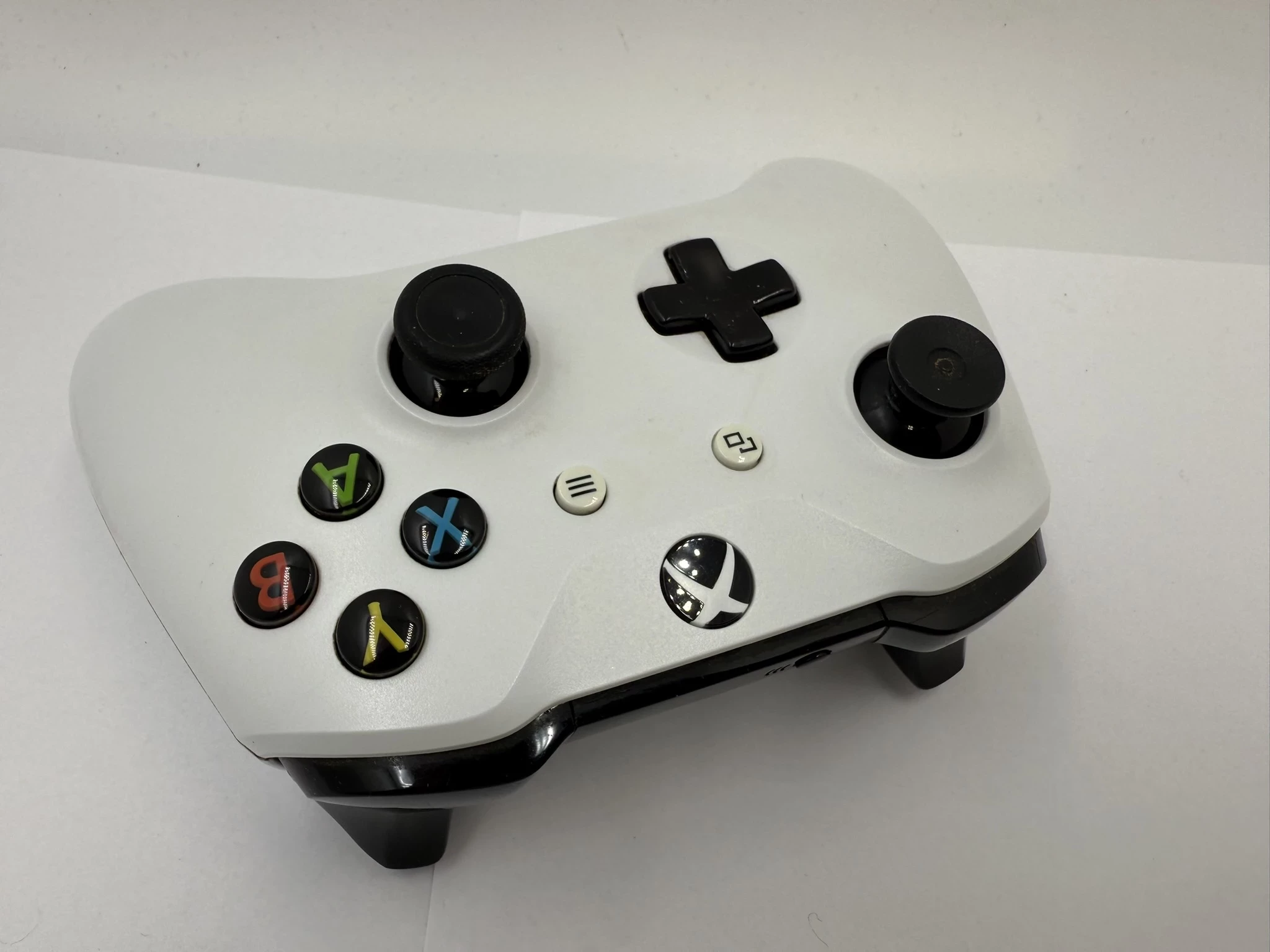 pad-do-xbox-one-1708-kod-producenta-1708