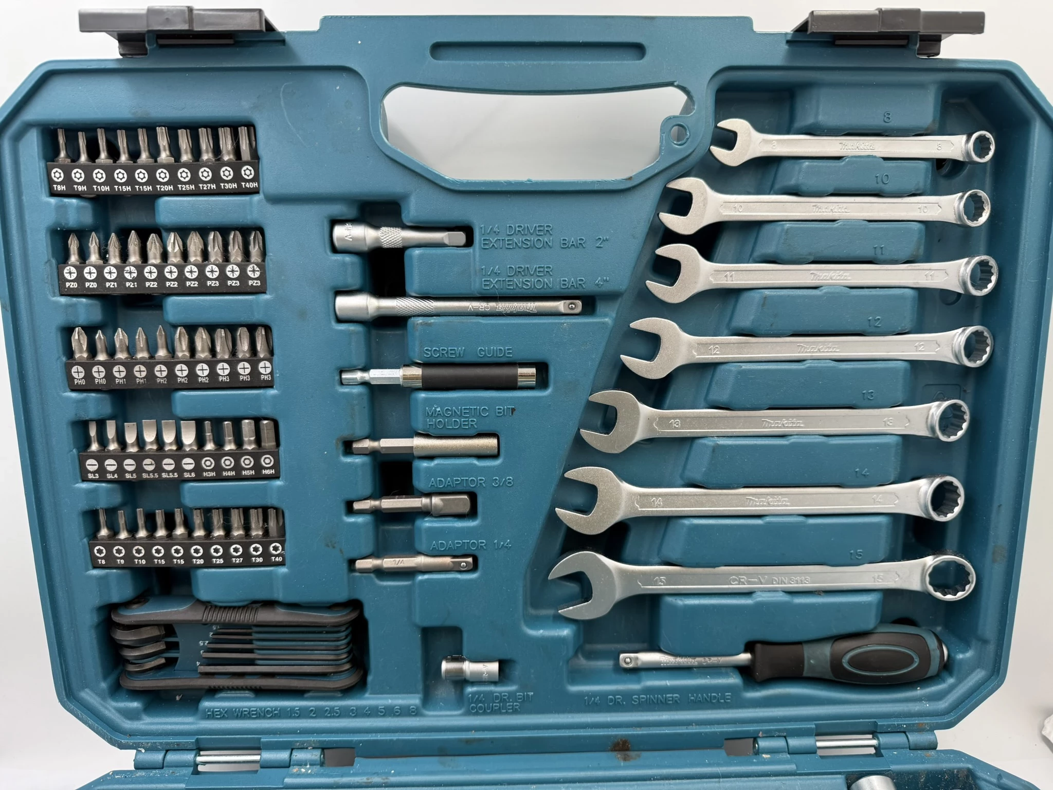 zestaw-kluczy-nasadowych-makita-e-06616-120-szt-marka-248811-950929