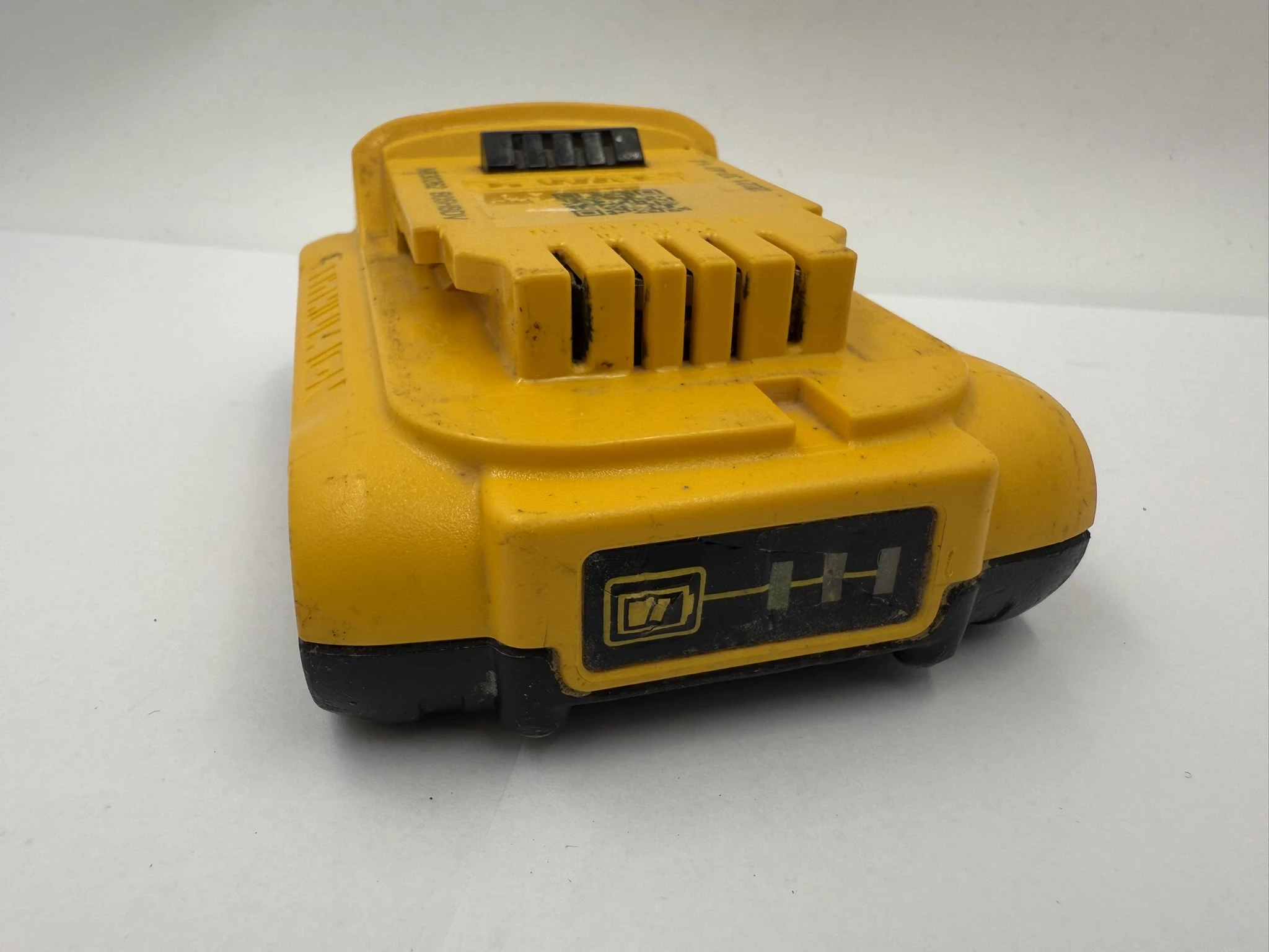 akumulator-dewalt-dcb183-20ah-18v-2021r-napiecie-v-128551-6