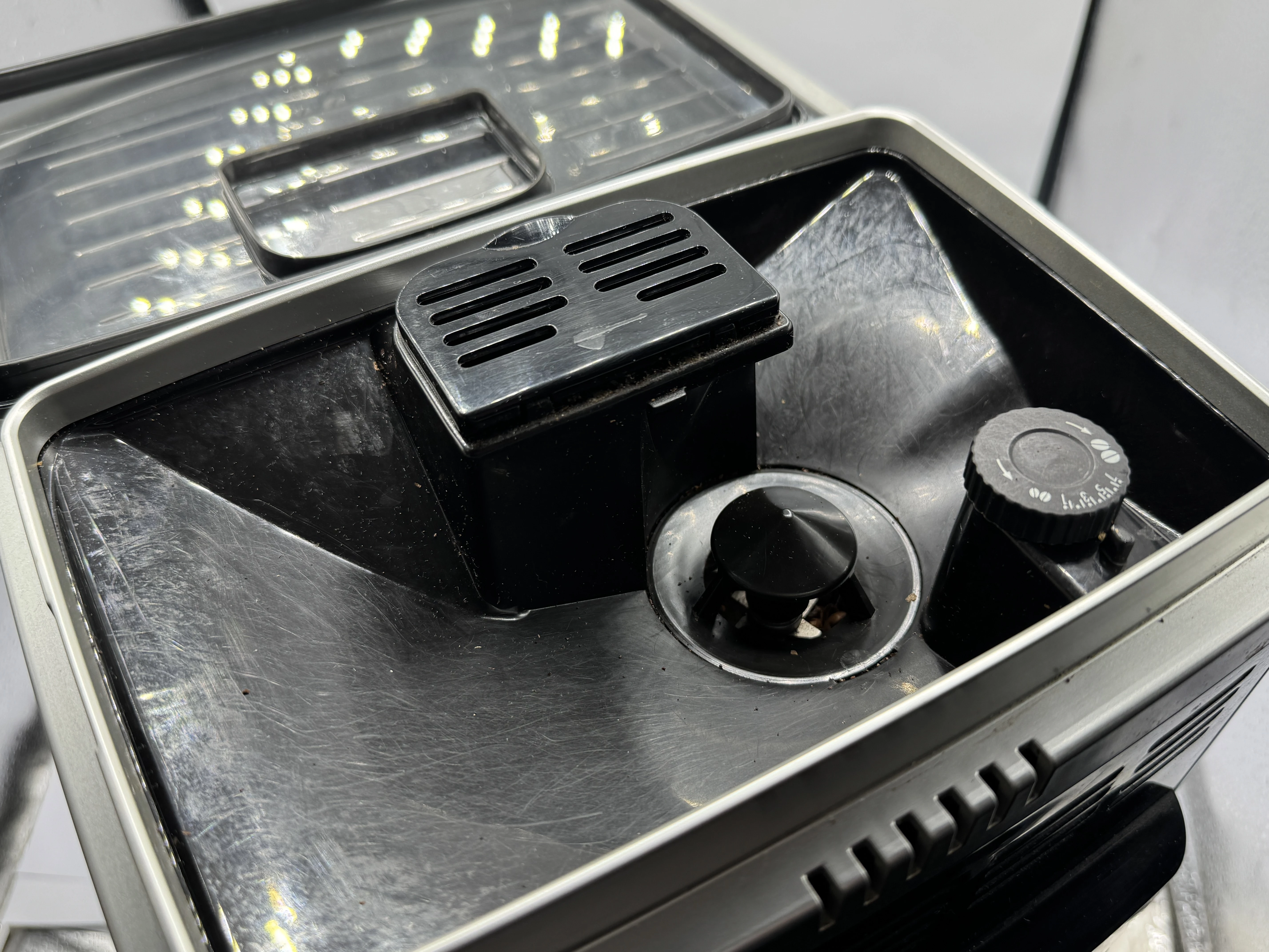 ekspres-de-longhi-ecam23120sb-kod-producenta-ecam-23120sb