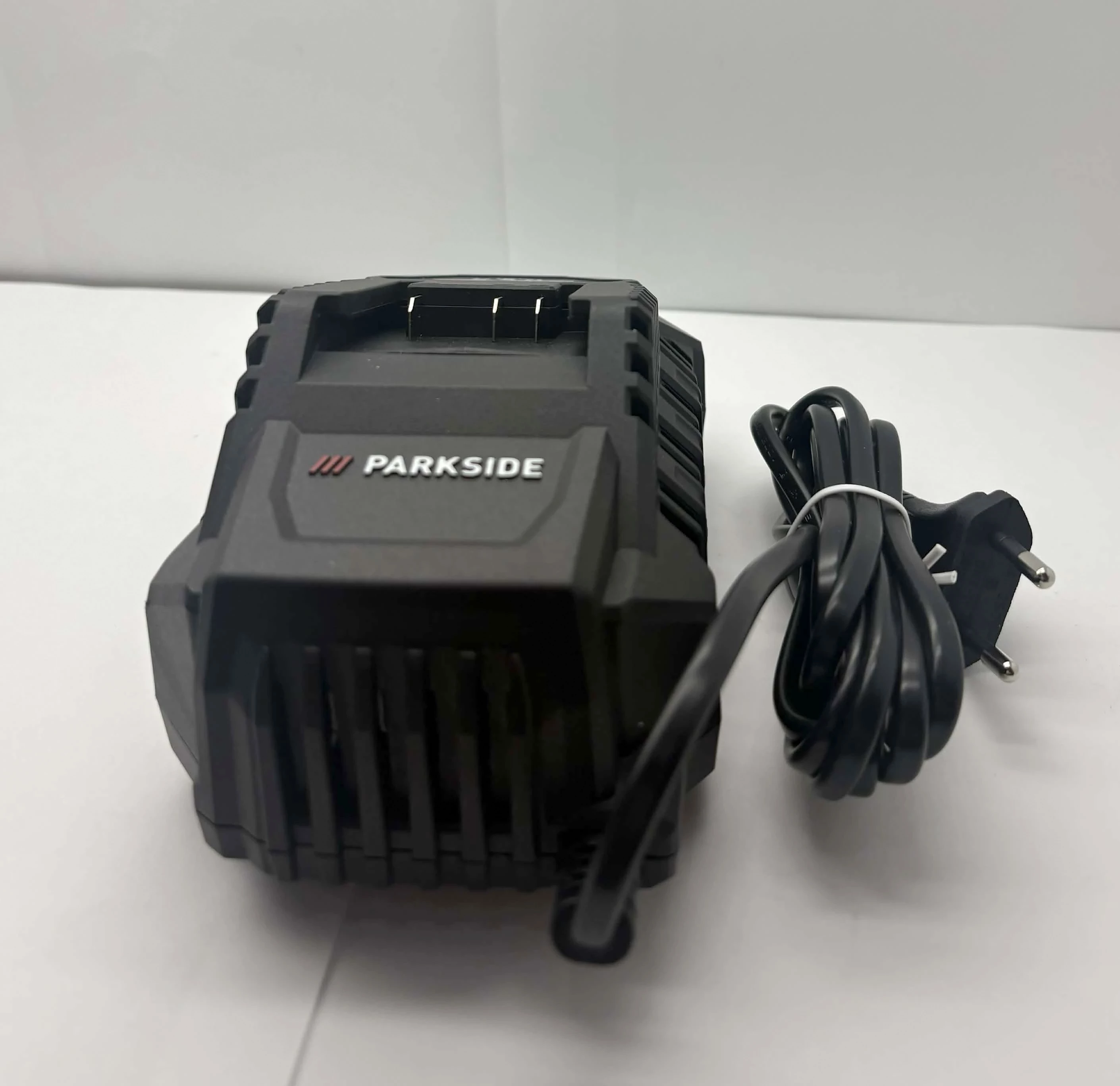 ladowarka-parkside-20v-45a-ean-gtin-405623378174