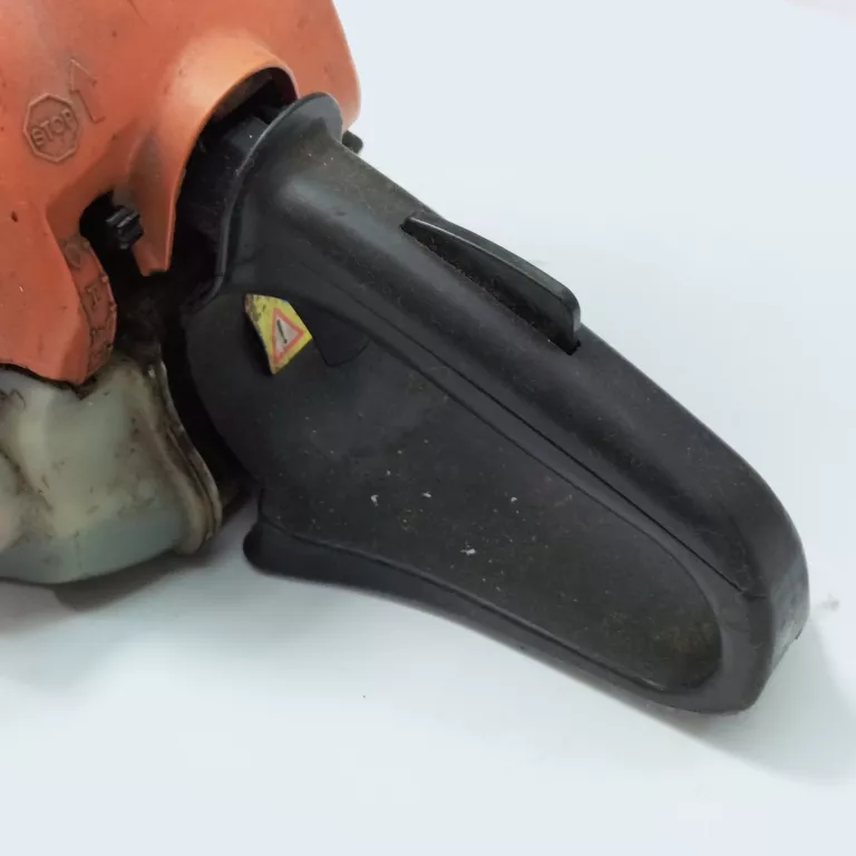 pila-spalinowa-stihl-ms181c-r2010-okazja-kod-producenta-ms-181c