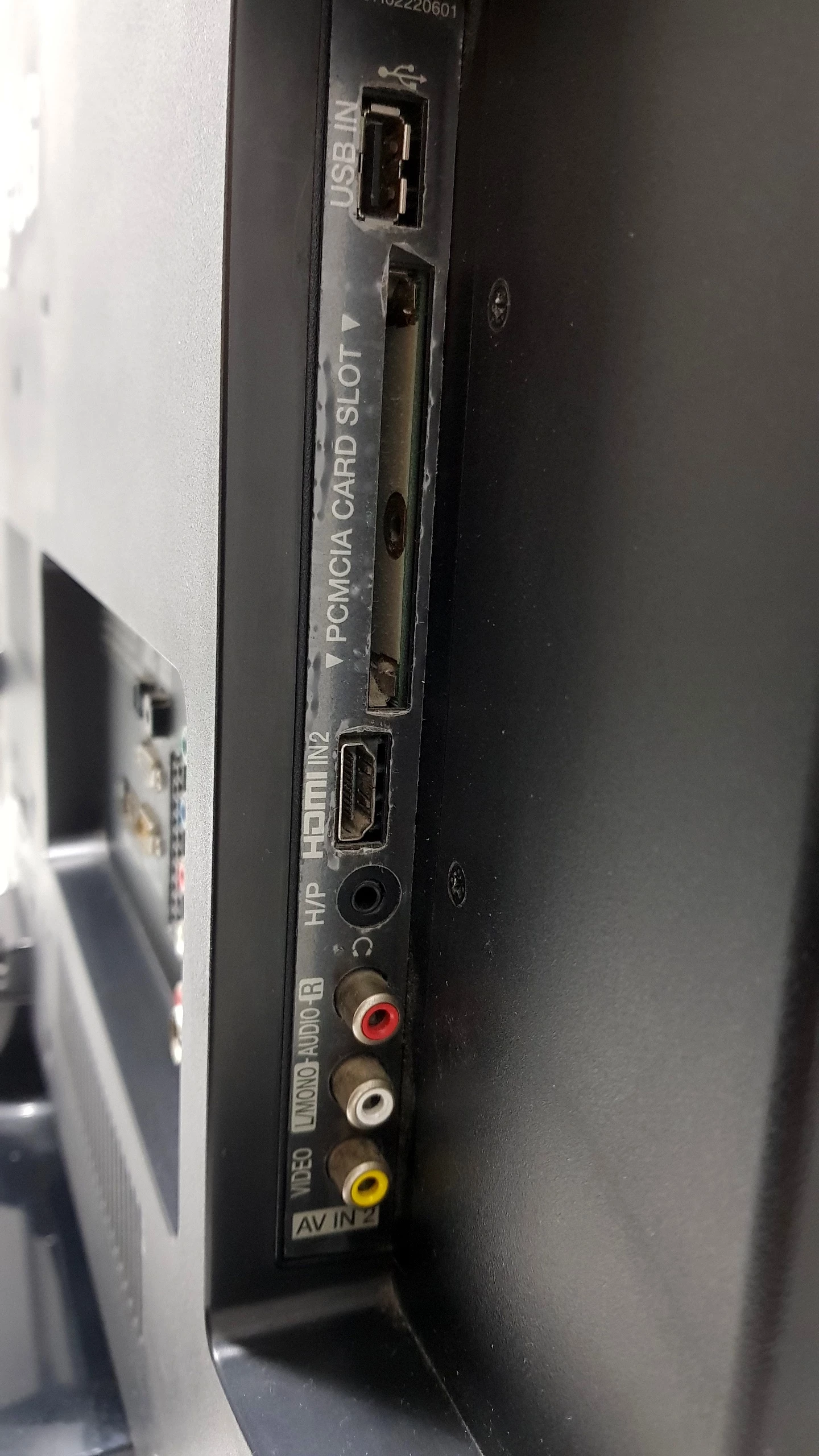 telewizor-lg-32ld450-pilot-smart-tv-211678-250642