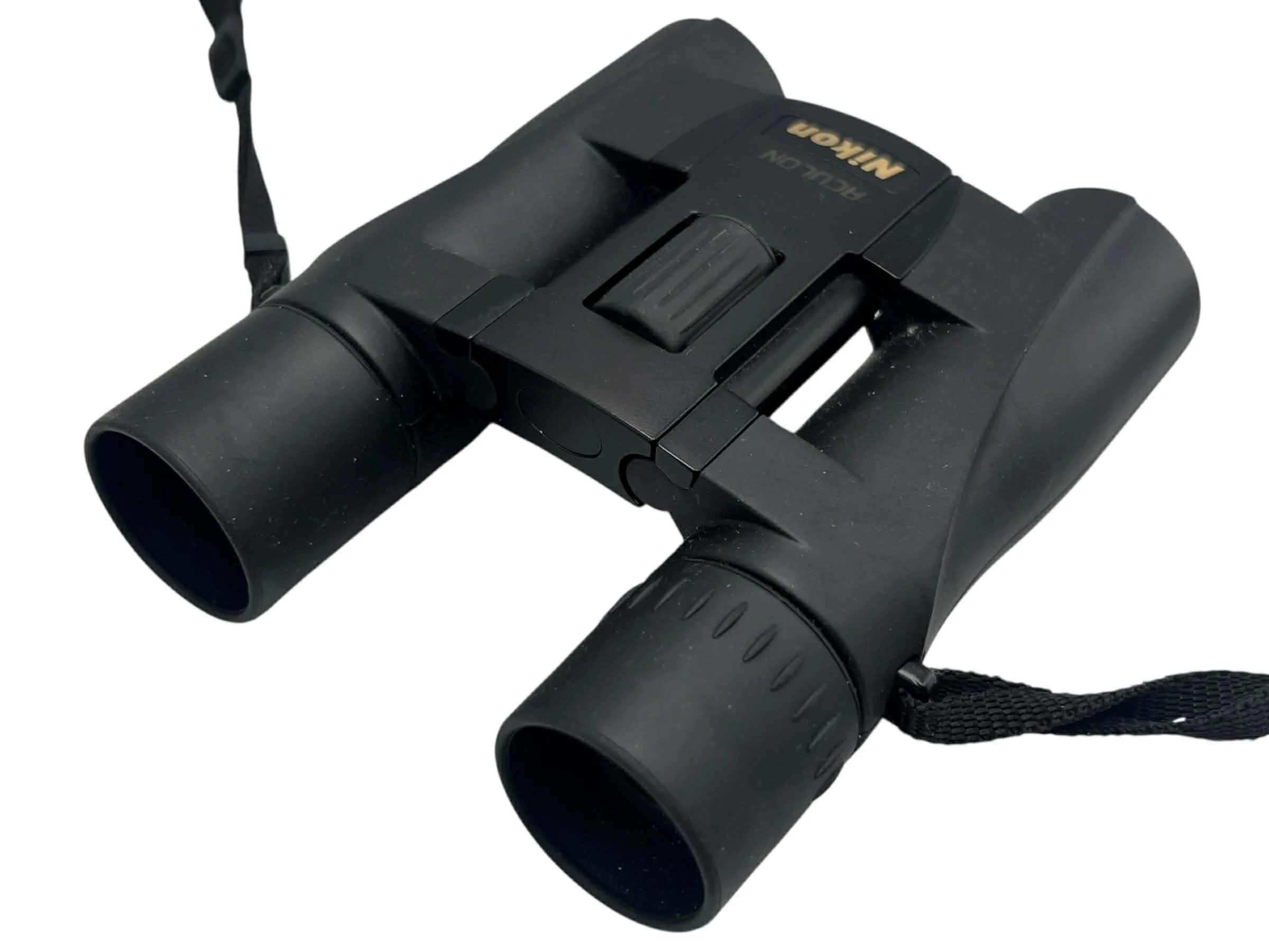 lornetka-nikon-aculon-a30-8x25-czarna-stan-11323-2