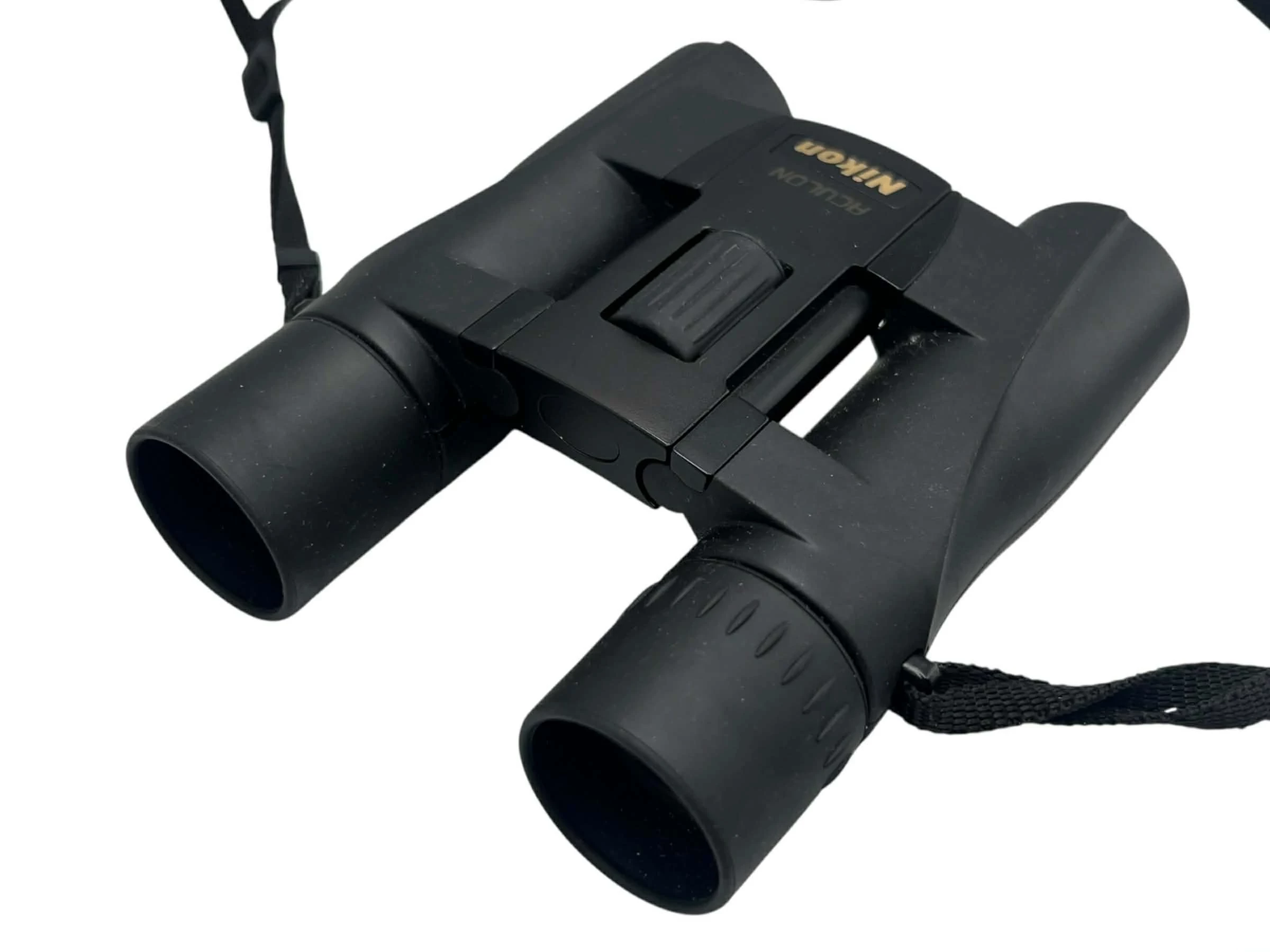 lornetka-nikon-aculon-a30-8x25-czarna-powiekszenie-800
