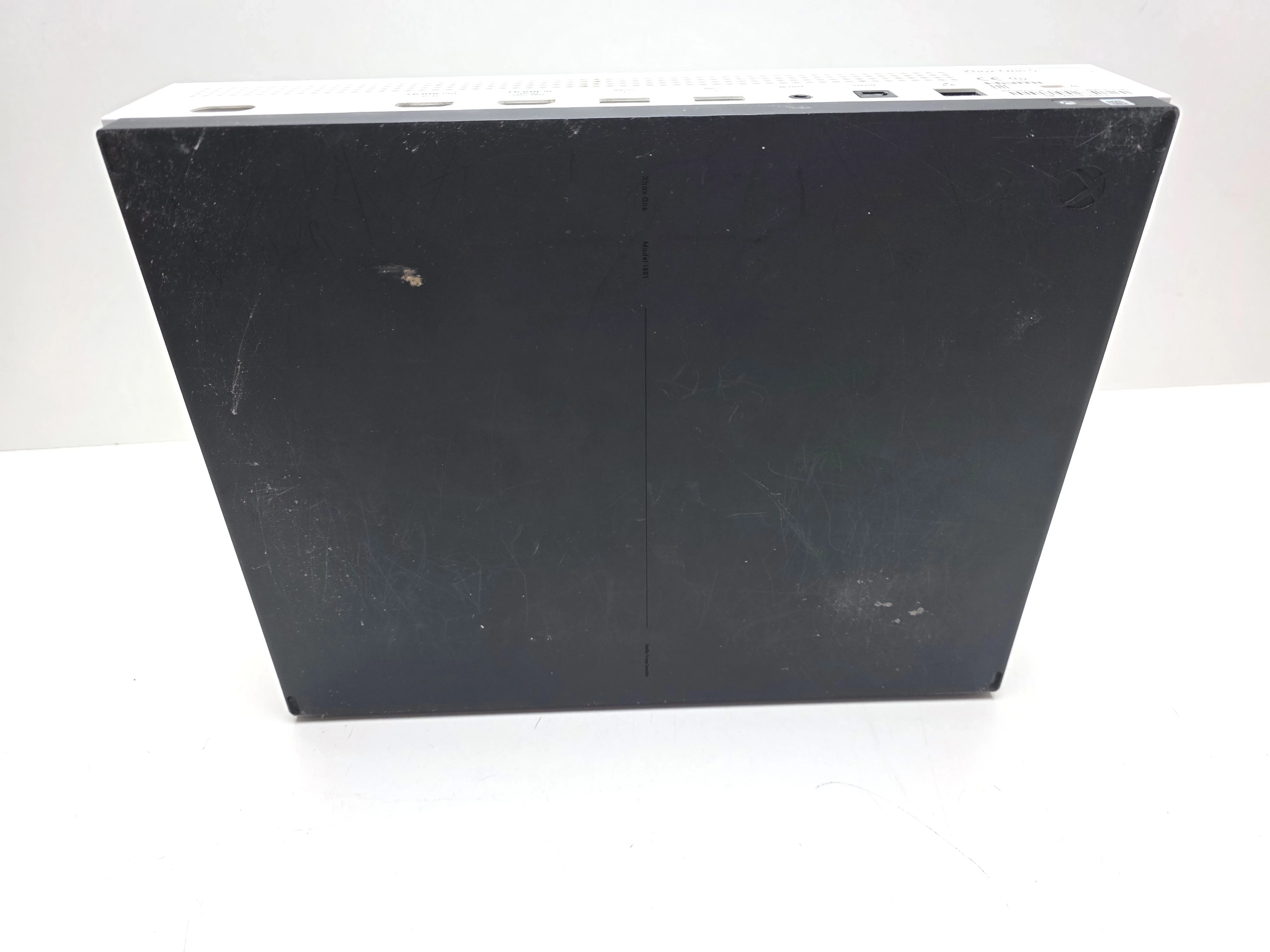 konsola-xbox-one-s-500-gb-pad-dysk-wbudowana-pamiec-5179-51