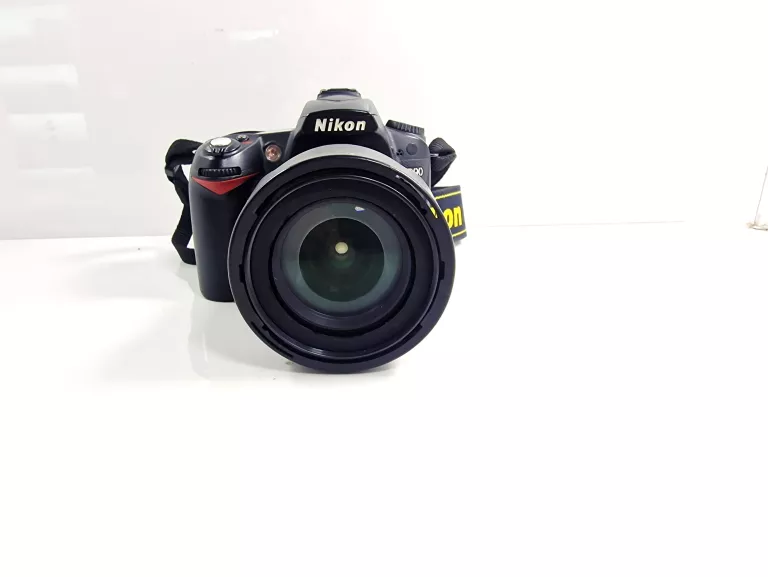 lustrzanka-nikon-d90-korpus-obiektyw-ean-gtin-0018208915743