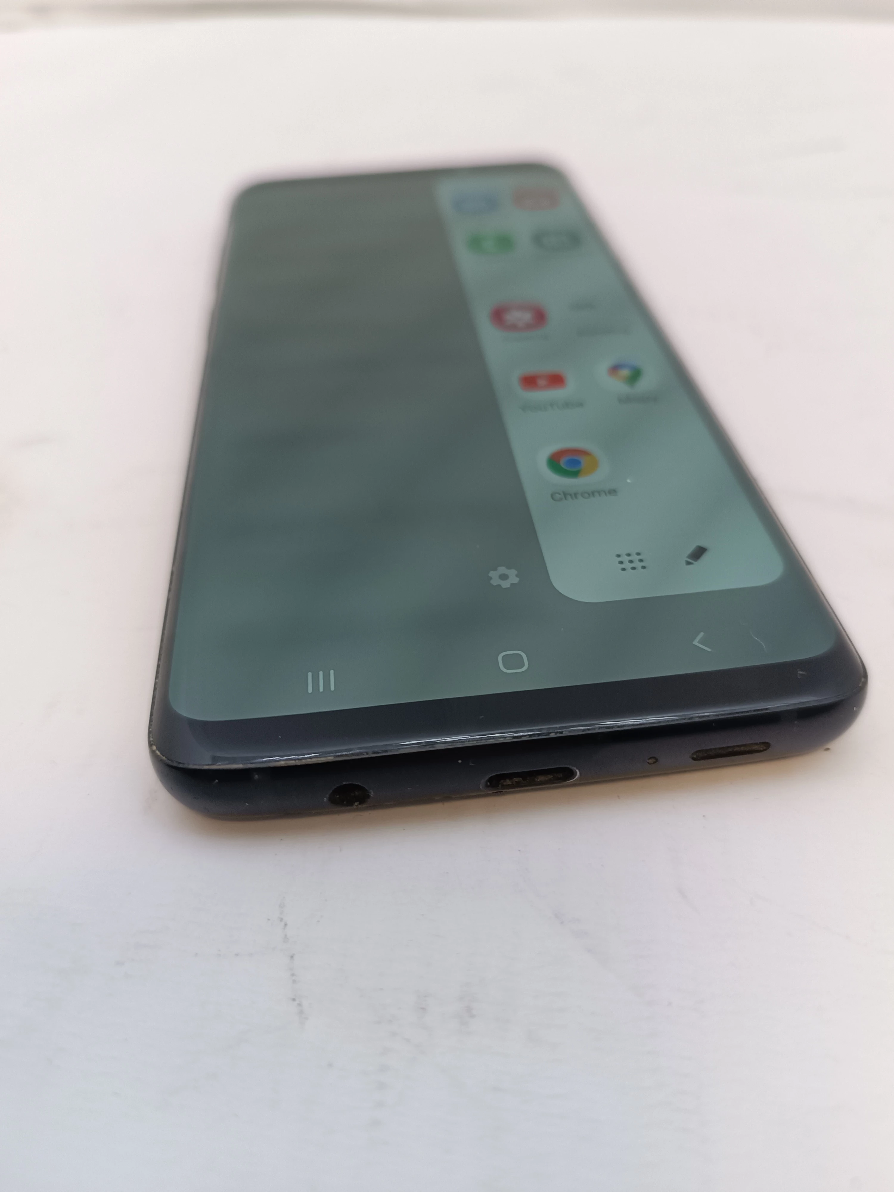 telefon-samsung-galaxy-s9-64gb-sam-pamiec-ram-202865-214117