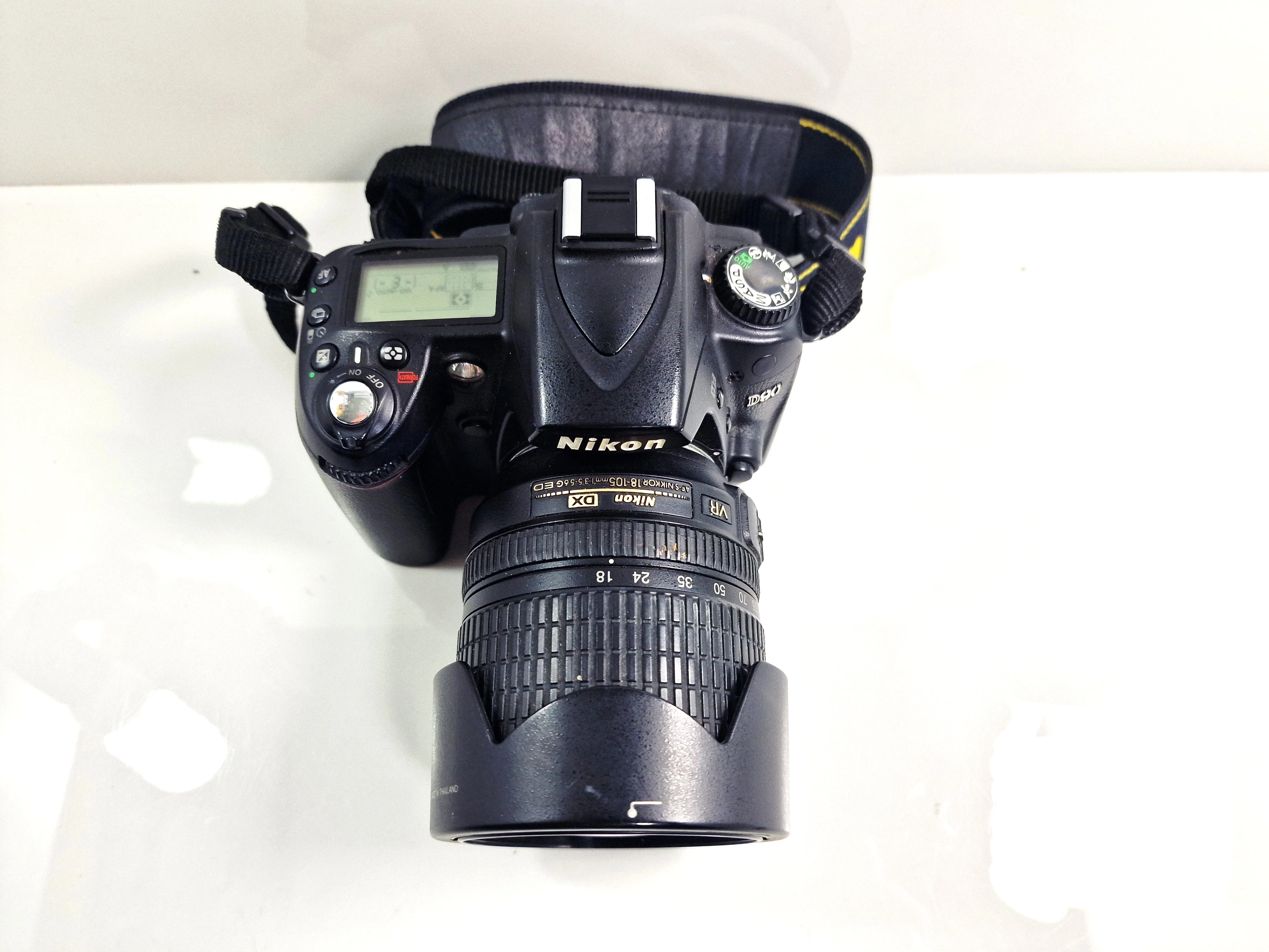 lustrzanka-nikon-d90-korpus-obiektyw-w-zestawie-814-2