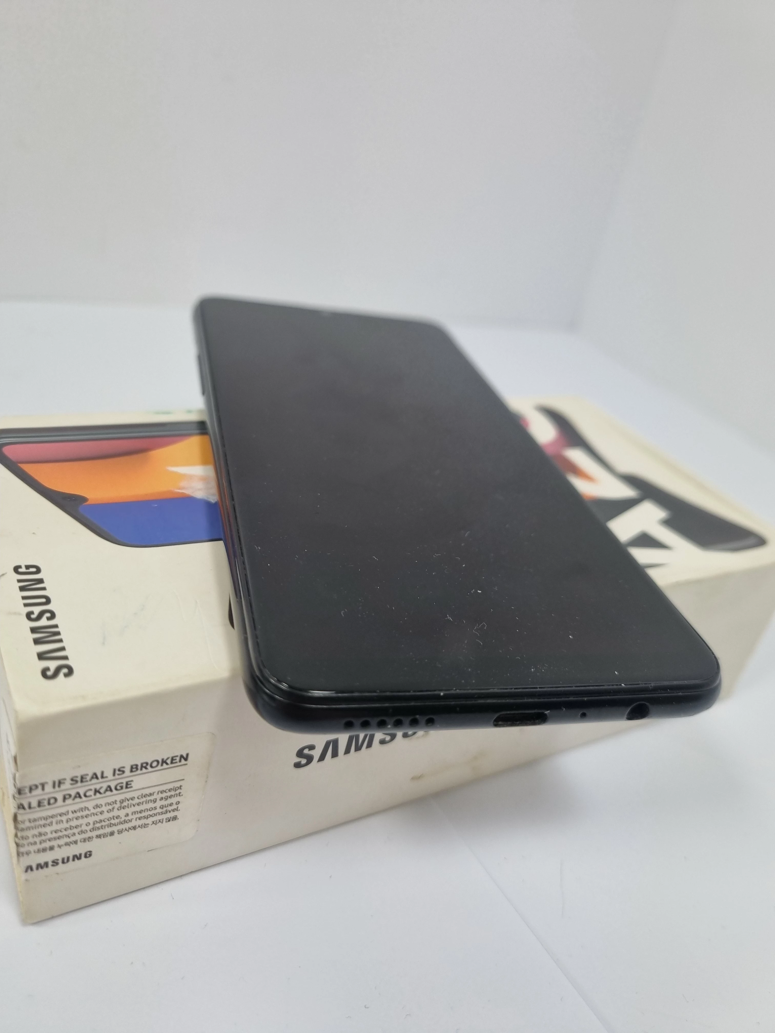 telefon-samsung-galaxy-a20s-32gb-kod-producenta-sma207fzkdeue