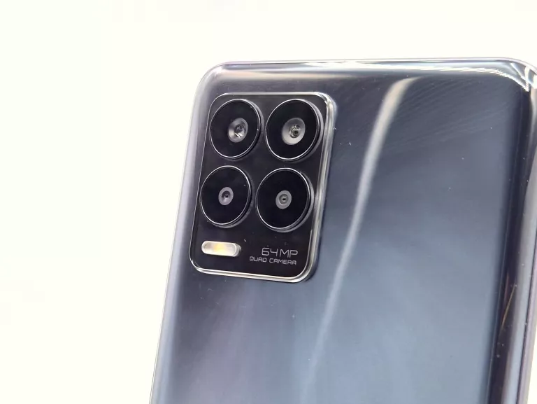 realme-8-4glte-464gb-czarny-stan-11323-2