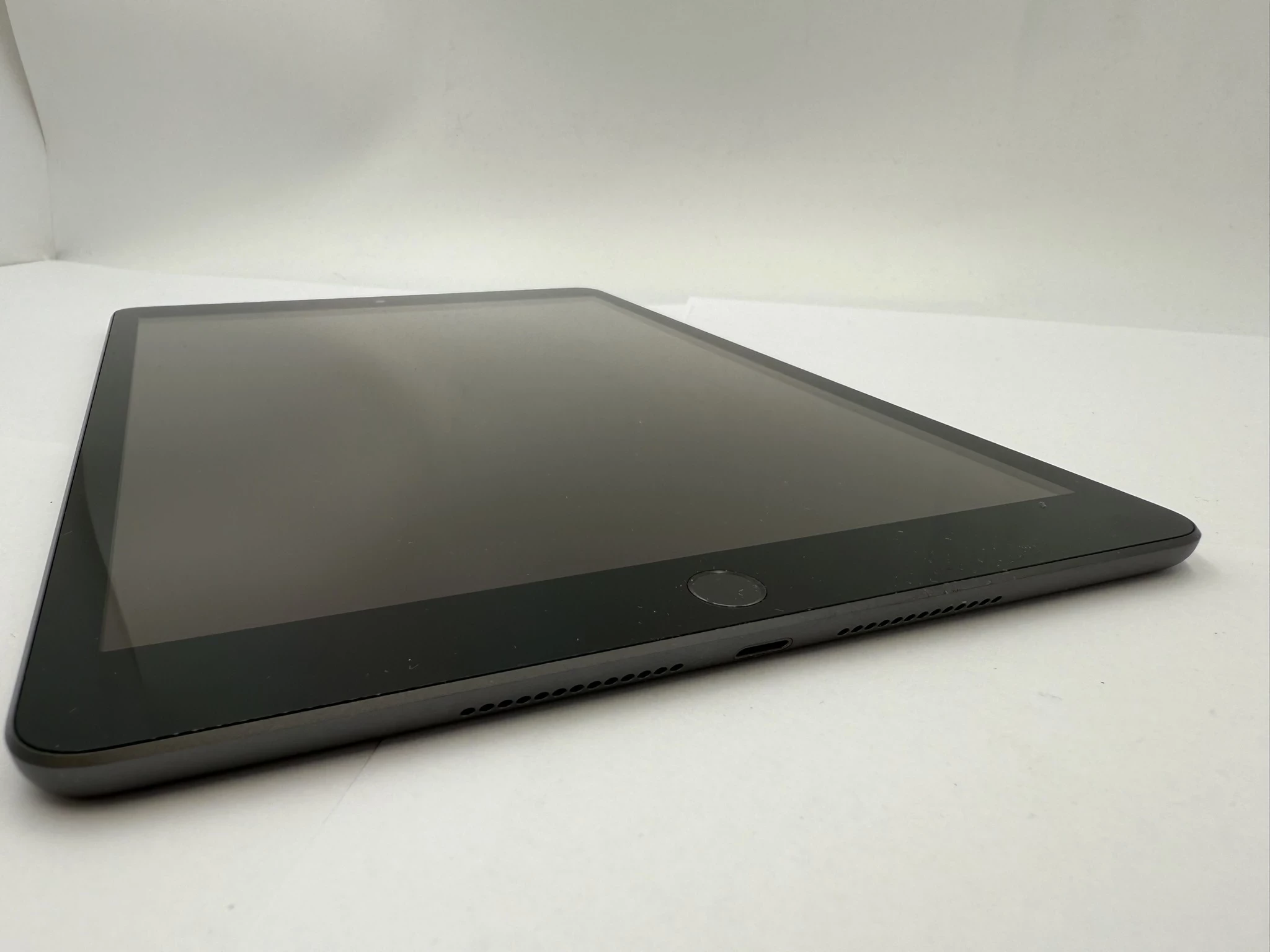 tablet-apple-ipad-9-gen-64gb-stan-11323-2