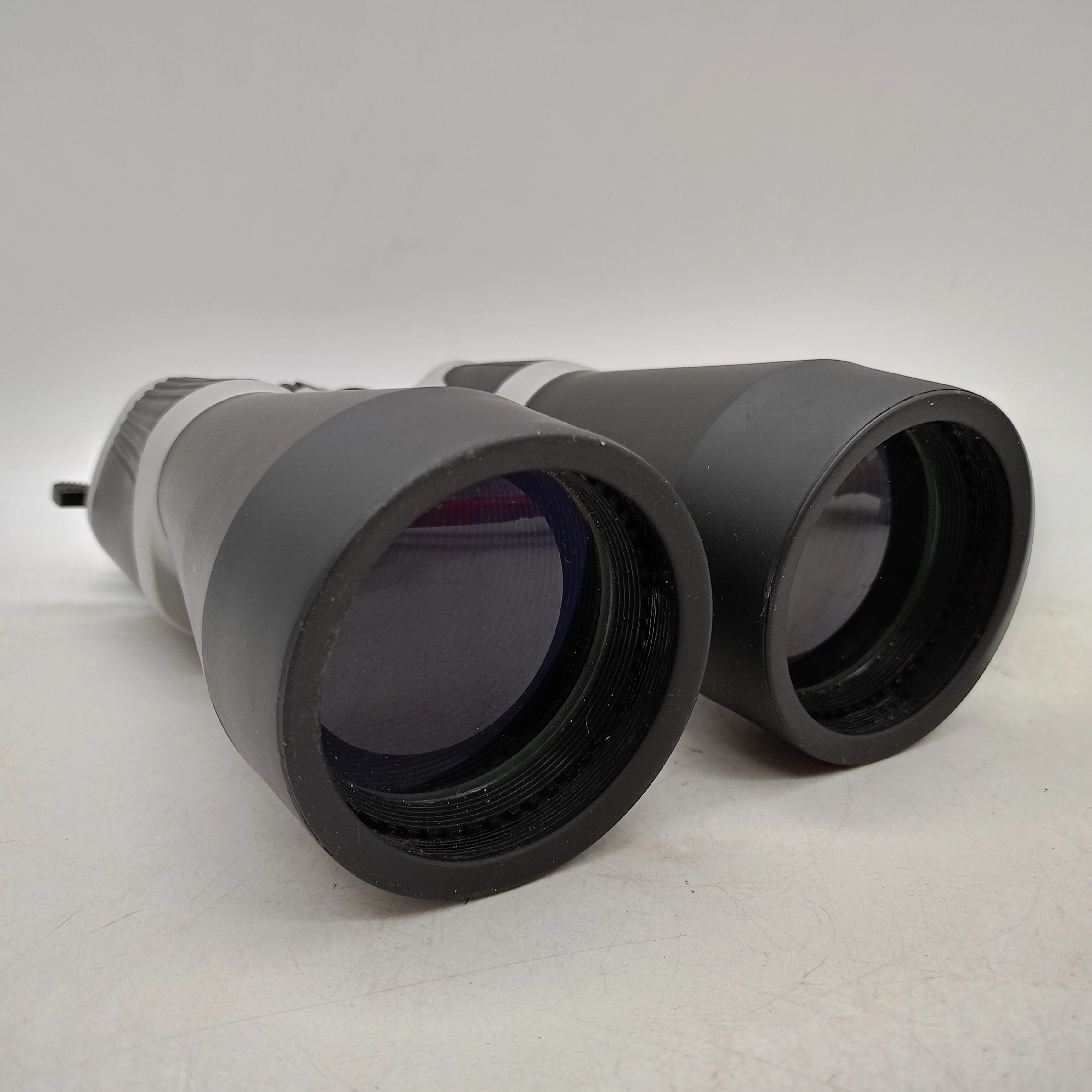 lornetka-traveller-10-30x60-z-zoomem-stan-11323-2