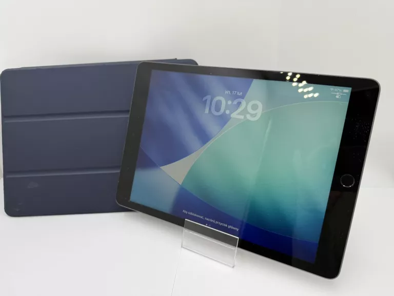 tablet-apple-ipad-9-gen-64gb-ean-gtin-194252515587