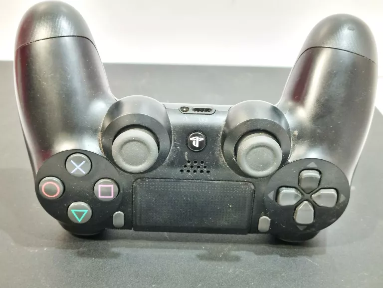 konsola-sony-ps4-pro-1tb-cuh-7016b-pad-stan-11323-2