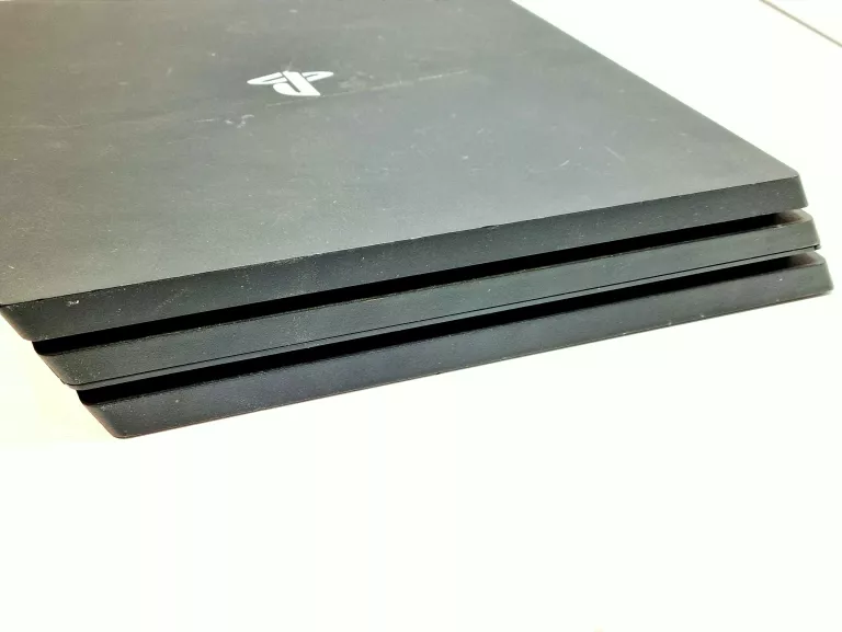 konsola-sony-ps4-pro-1tb-cuh-7016b-pad-waga-produktu-330