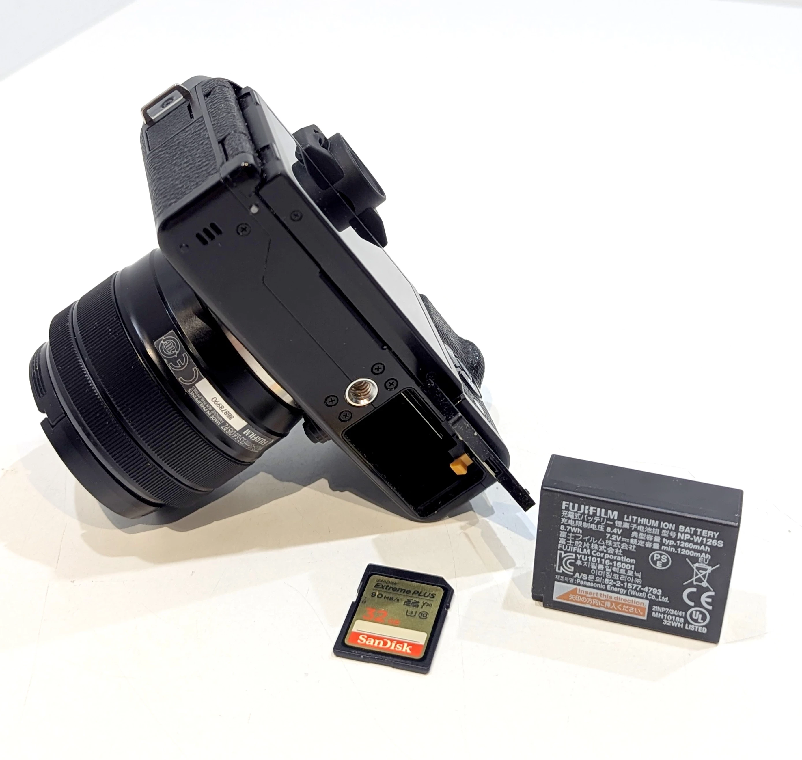 aparat-fujifilm-x-t100-z-obiektywem-15-45-marka-248811-1950970