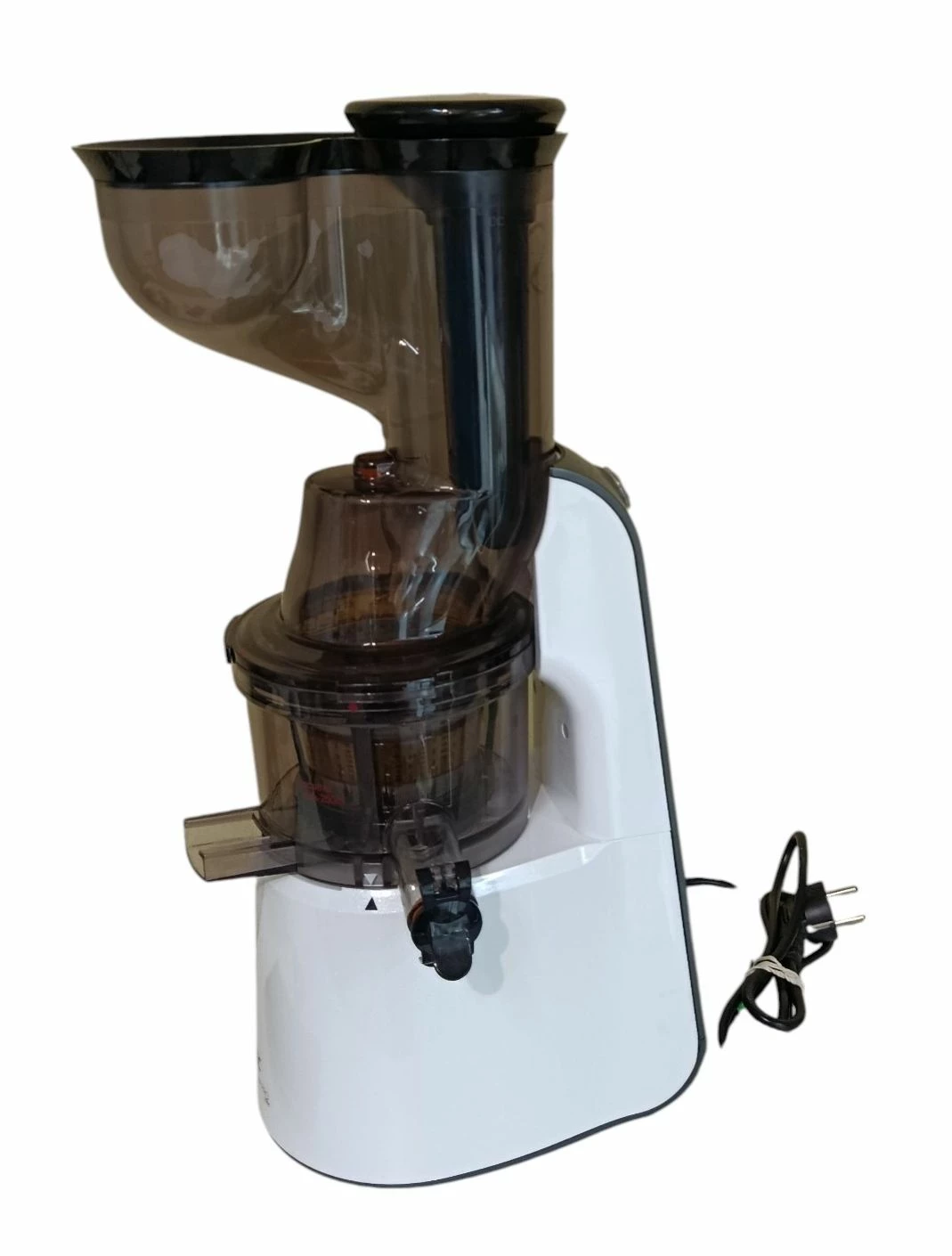 uszkodzona-sokowirowka-imetec-succovivo-pro-2000-moc-30000