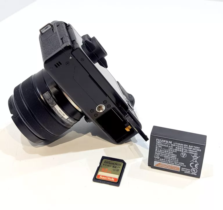 aparat-fujifilm-x-t100-z-obiektywem-15-45-marka-248811-1950970