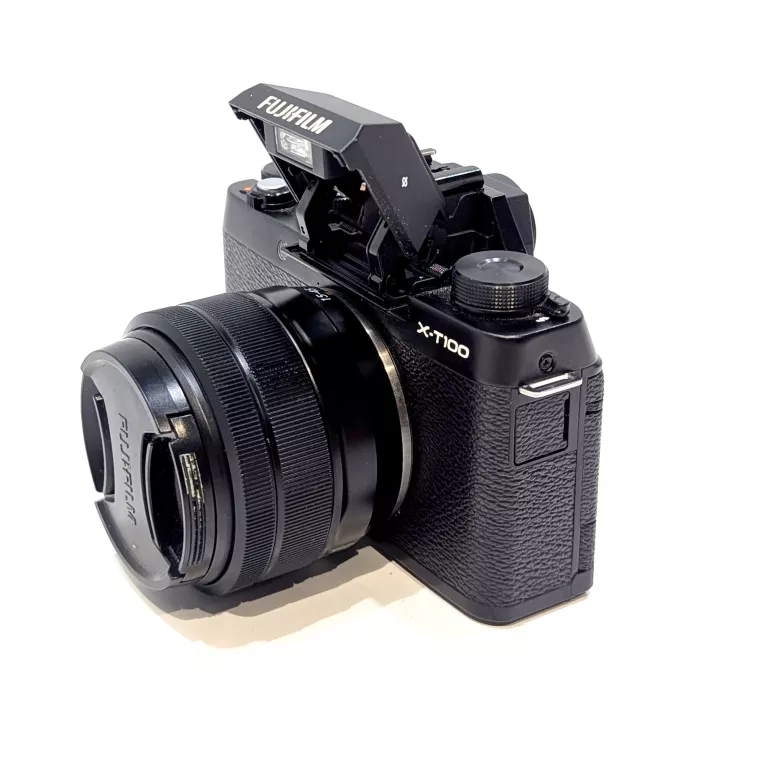 aparat-fujifilm-x-t100-z-obiektywem-15-45-wizjer-206922-228858