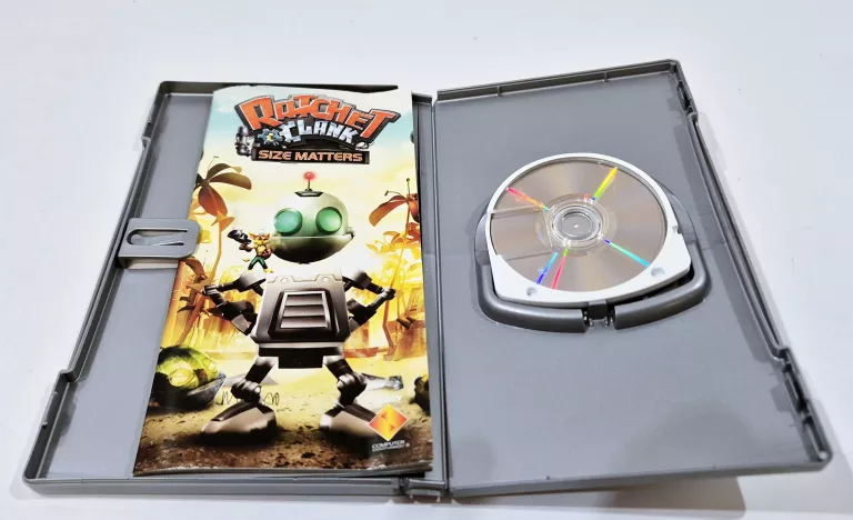 gra-psp-ratchet-clank-size-matters-stan-11323-2