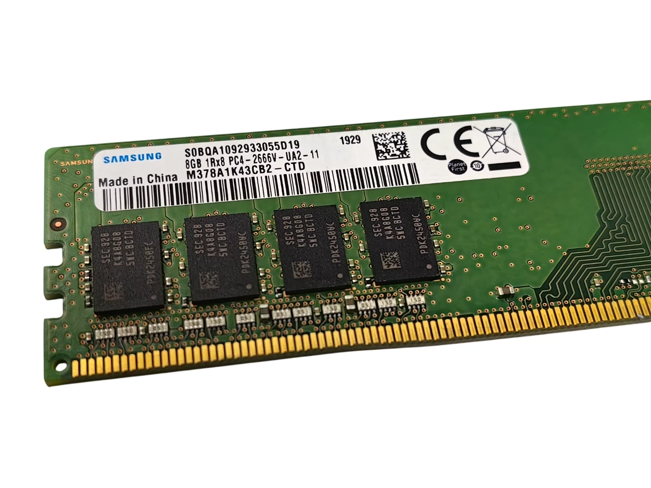 pamiec-ram-ddr4-8gb-samsung-2666mhz-m378a1k43cb2-ctd-ean-gtin-4260580370870
