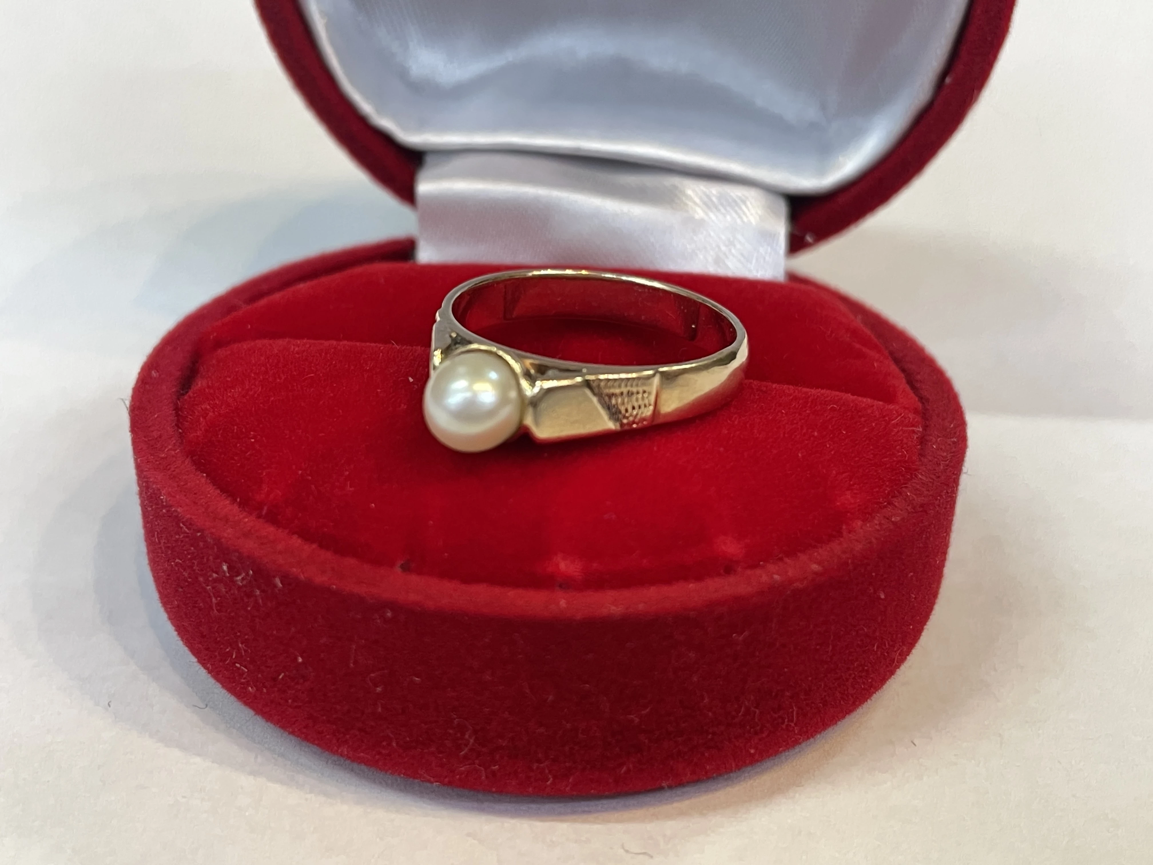 zloty-pierscionek-585-392g-r14-kamien-17088-843214