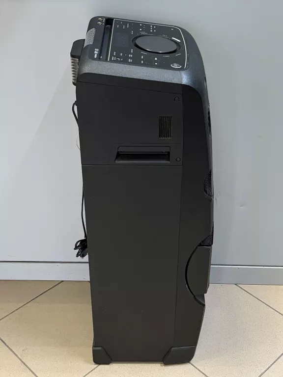 glosnik-przenosny-bluetooth-sony-mhc-v50d-czarny-moc-65000