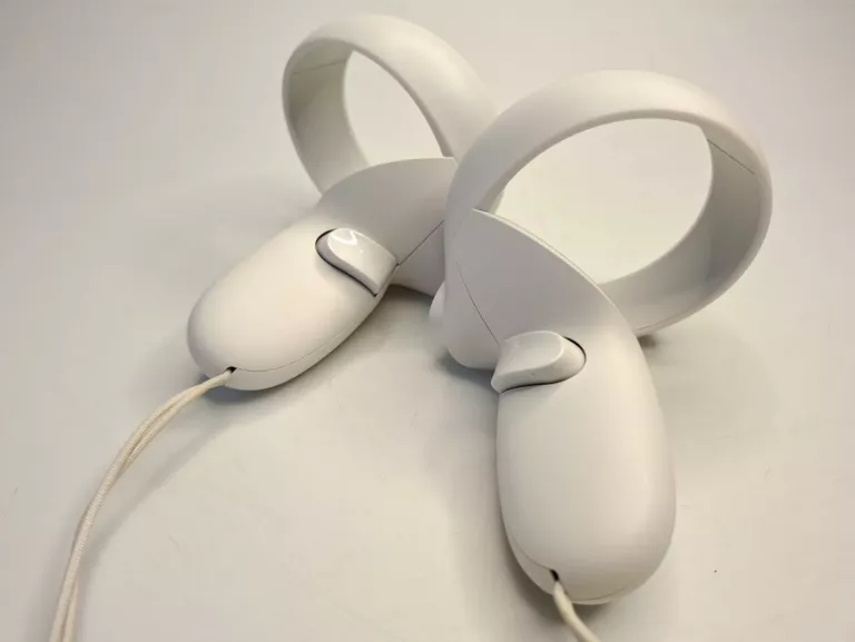 gogle-vr-oculus-meta-quest-2-128-gb-certyfikaty-zgodnosci-218669-1