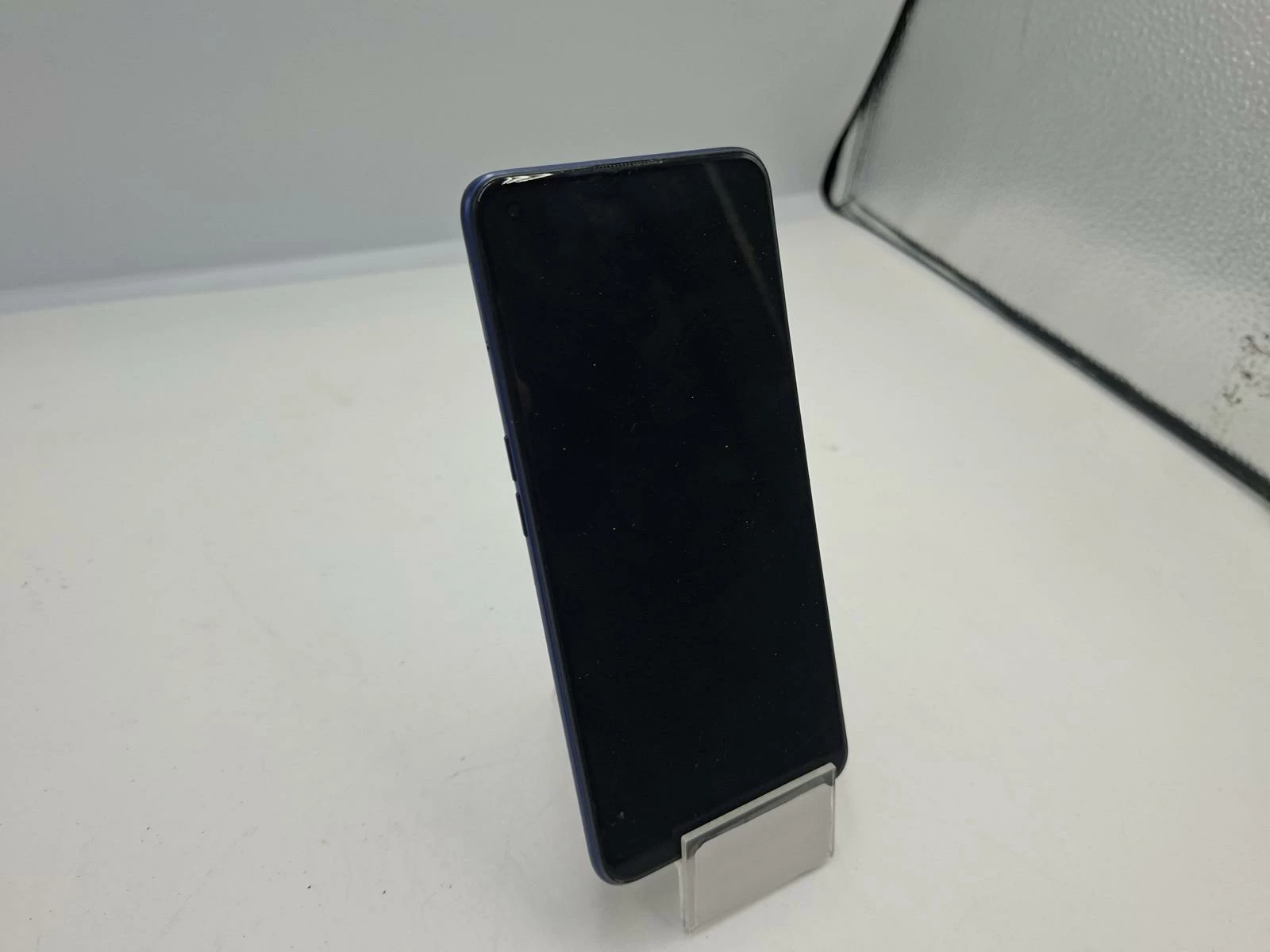 telefon-realme-7-pro-128gb-uszkodzony-przekatna-ekranu-640